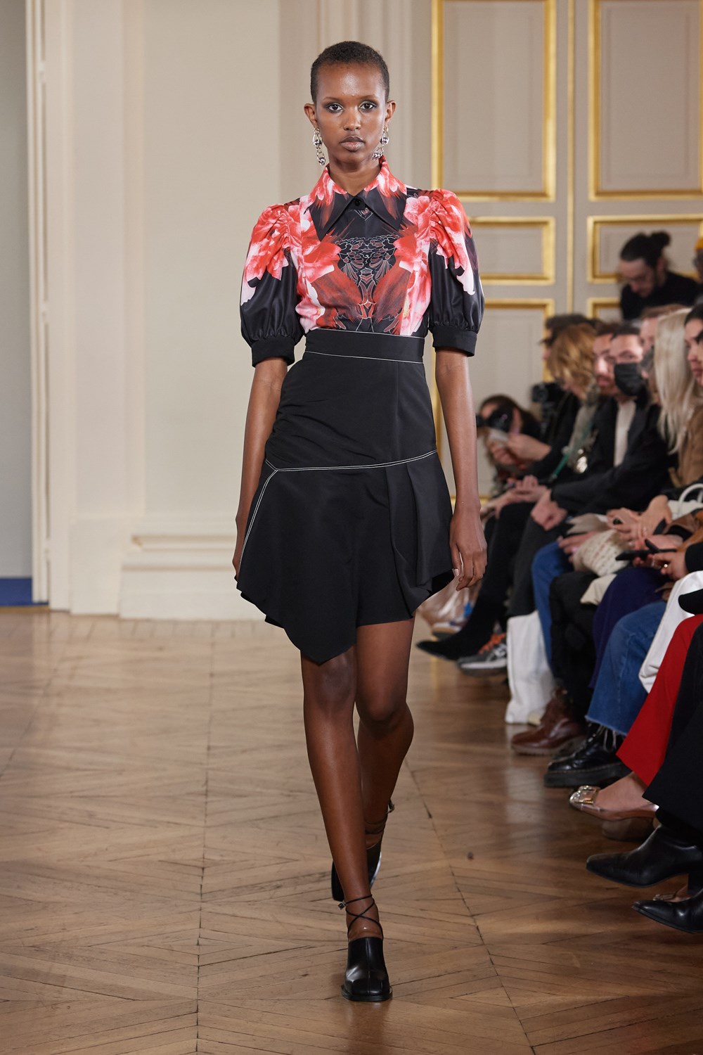 Tranoi Fall 2022 Fashion Show