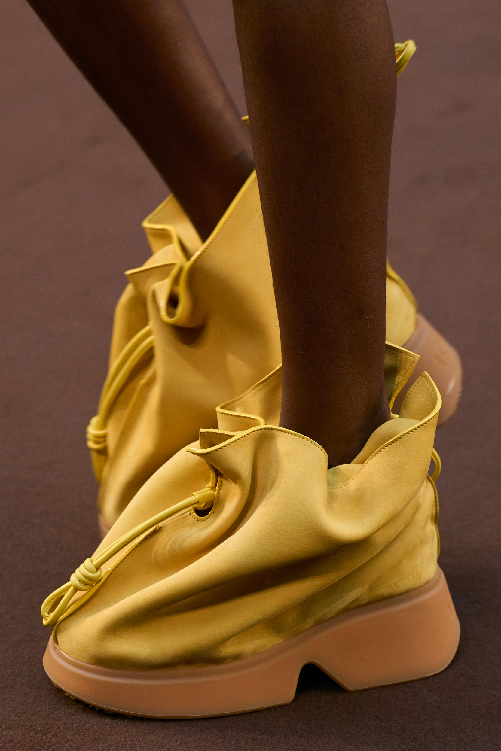 Loewe Fall 2022 Fashion Show Details Fashion Show