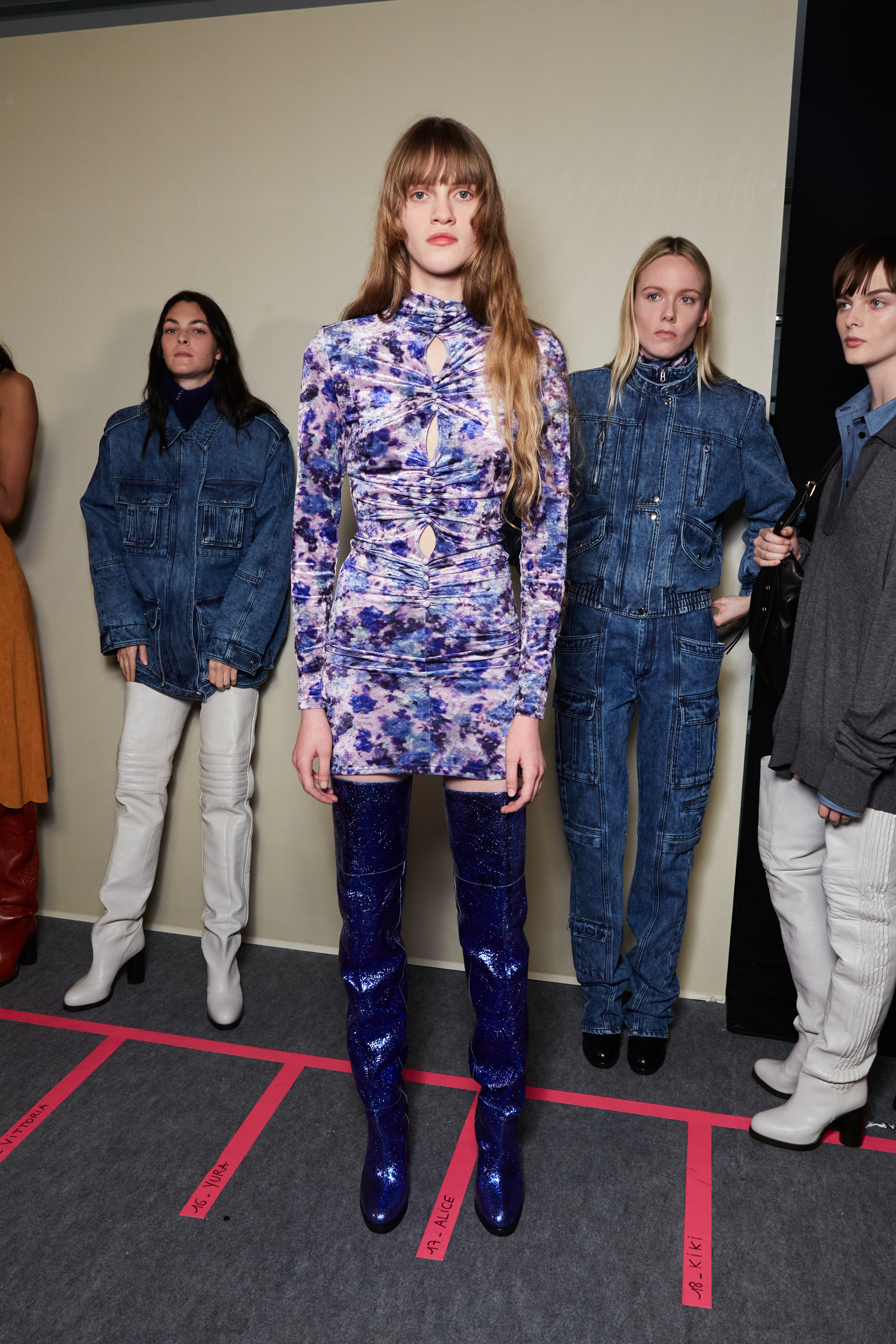 Isabel Marant Fall 2022 Fashion Show Backstage Fashion Show