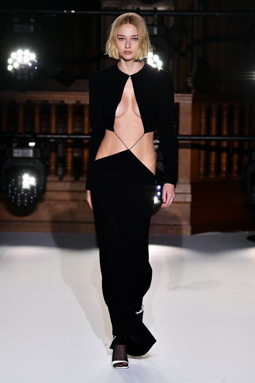 Monot Fall 2022 Fashion Show