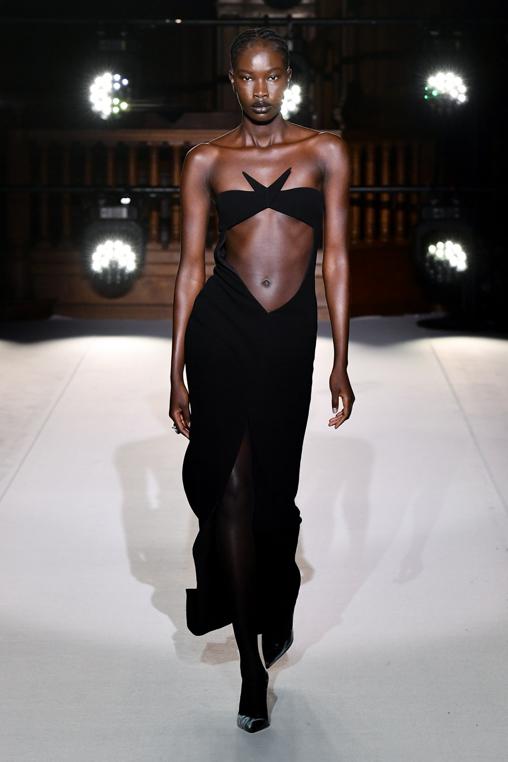 Monot Fall 2022 Fashion Show