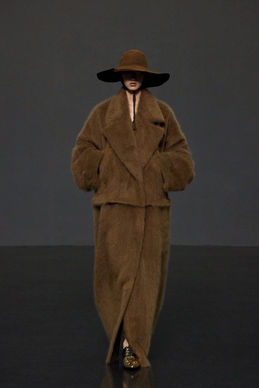 Uma Wang Fall 2022 Fashion Show