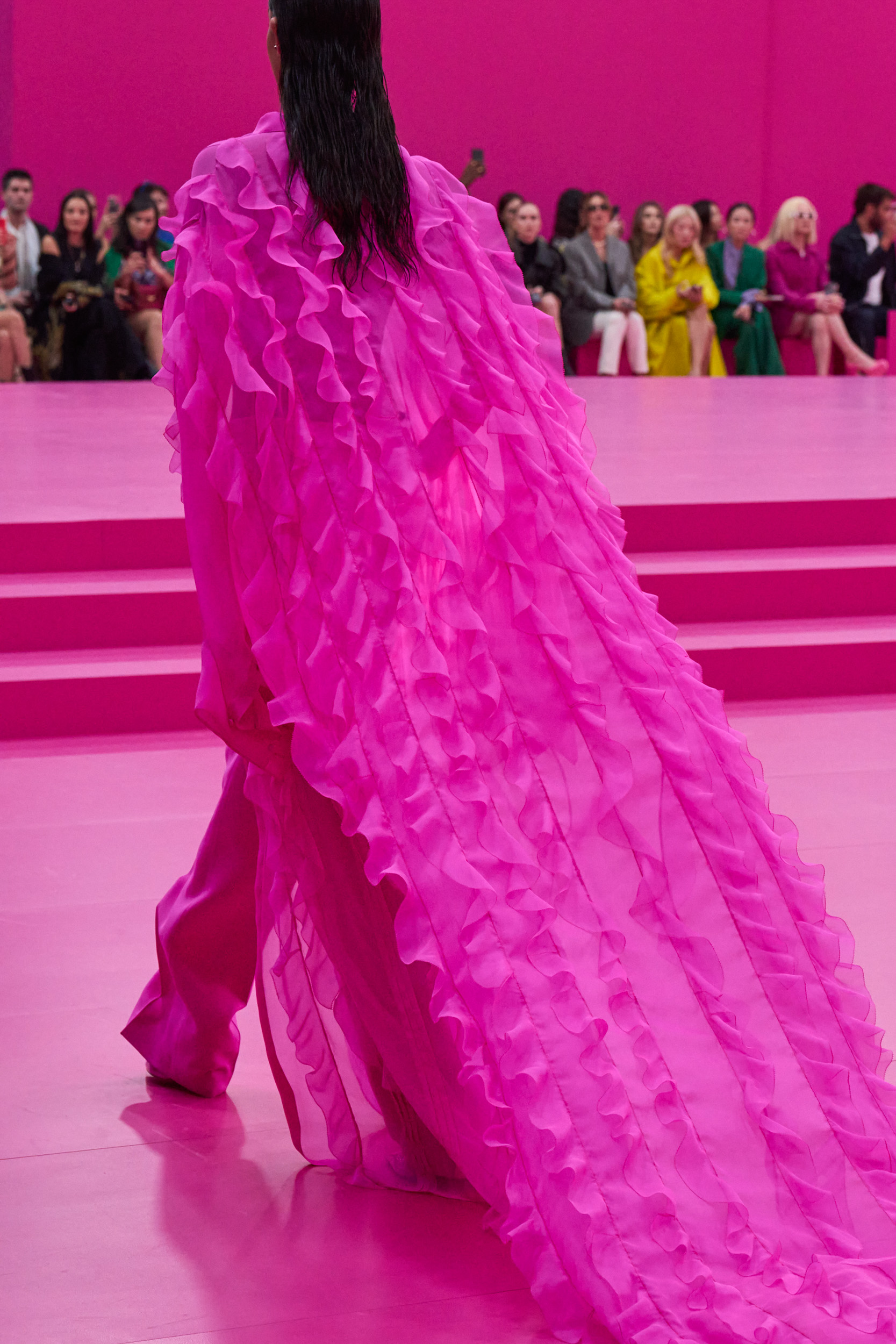 Valentino Fall 2022 Fashion Show Details Fashion Show