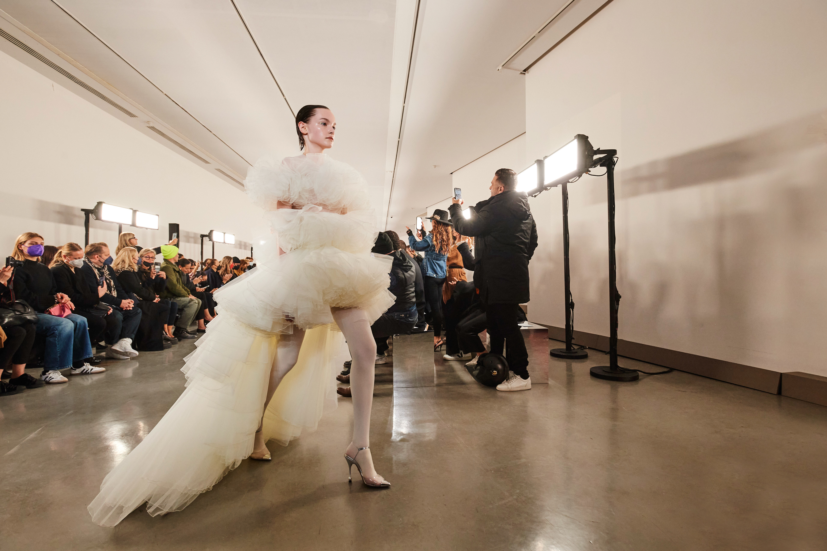 Giambattista Valli Fall 2022 Fashion Show Atmosphere Fashion Show