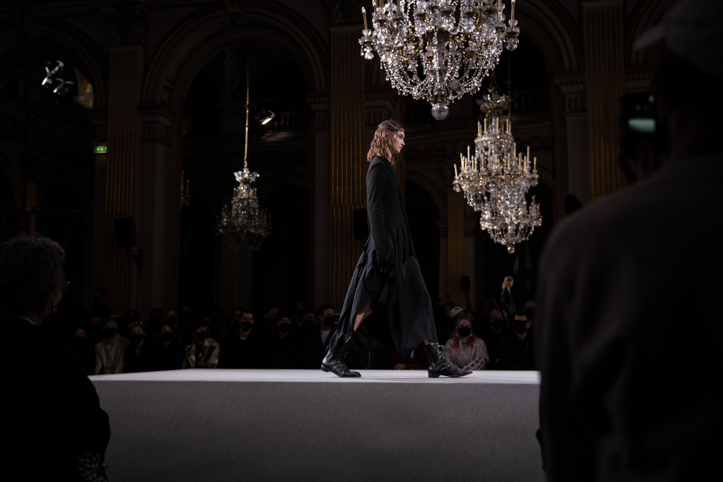 Yohji Yamamoto Fall 2022 Fashion Show Atmosphere Fashion Show