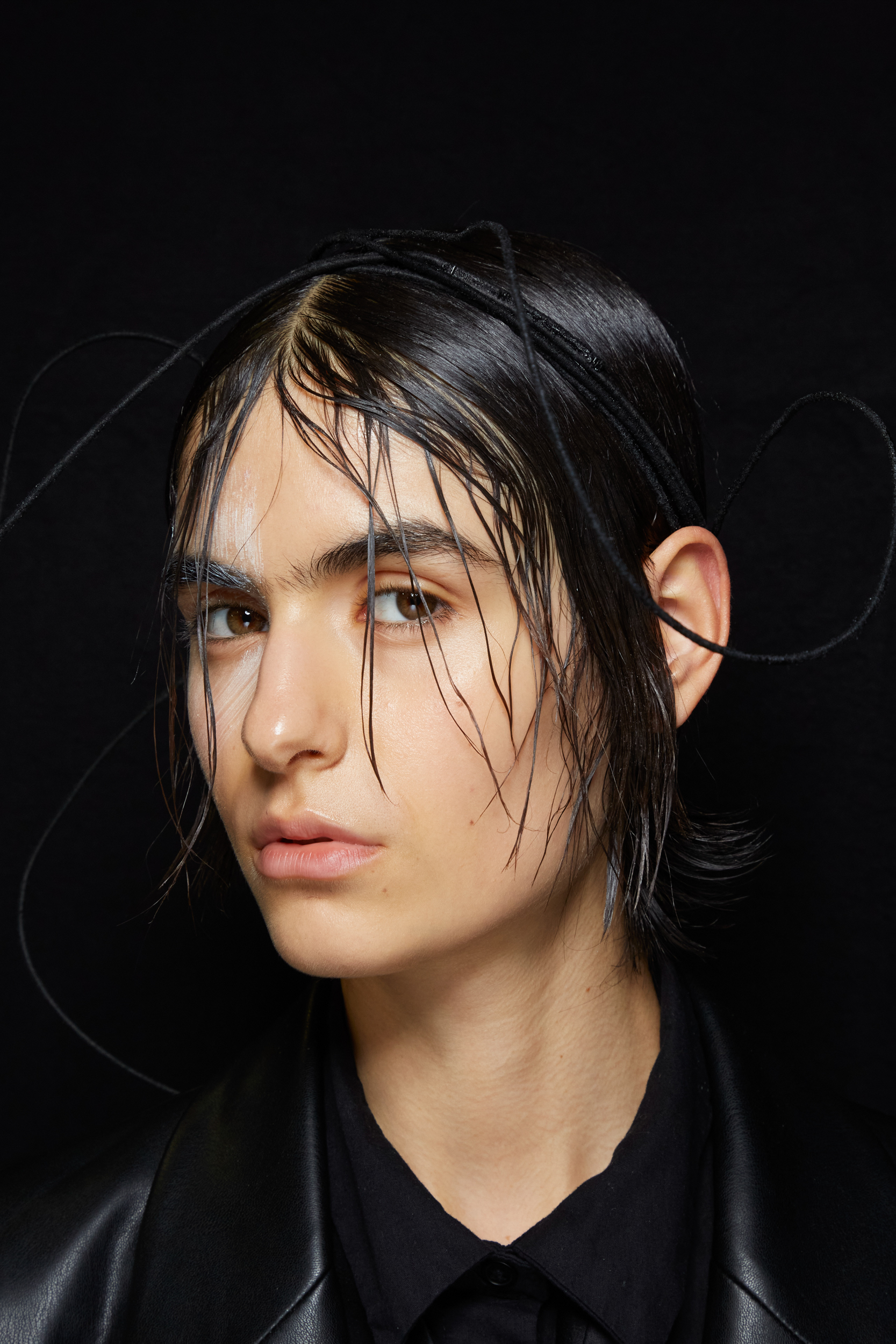 Yohji Yamamoto Fall 2022 Fashion Show Backstage Fashion Show