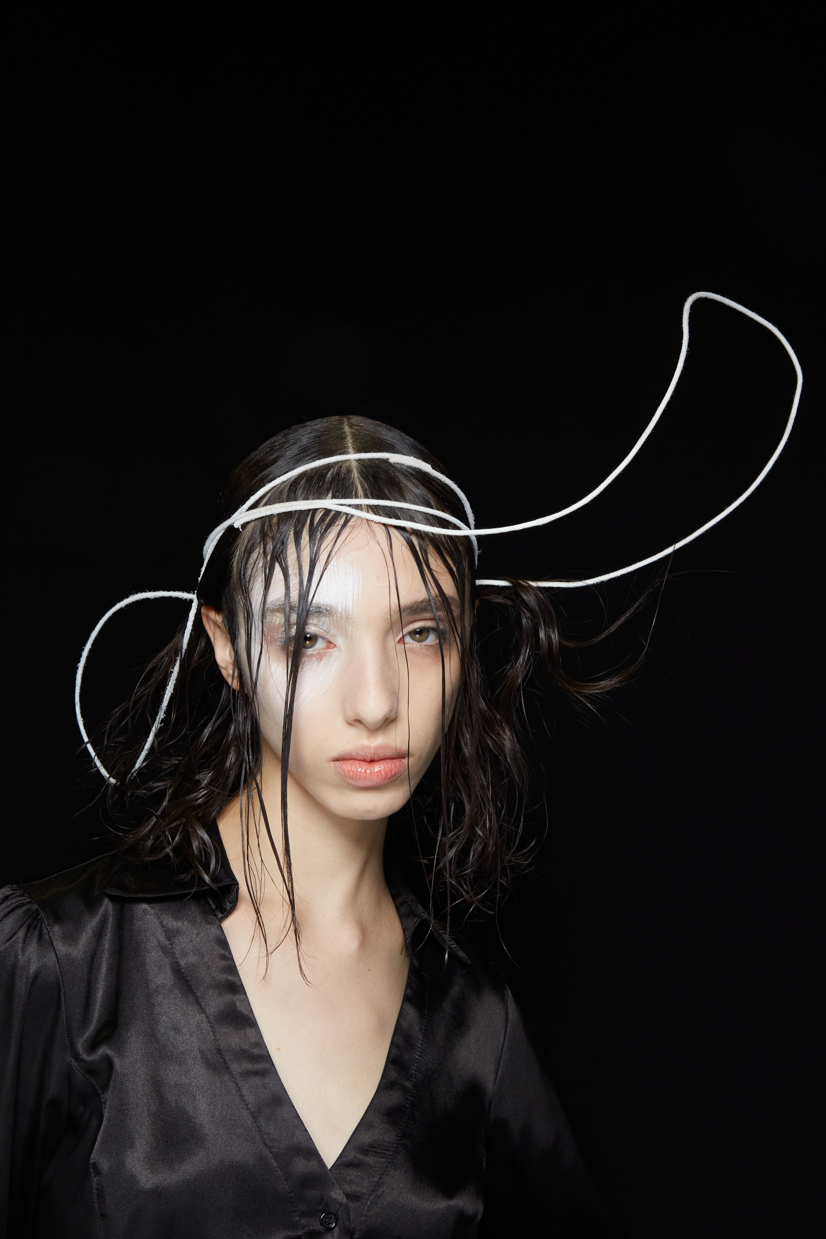 Yohji Yamamoto Fall 2022 Fashion Show Backstage Fashion Show