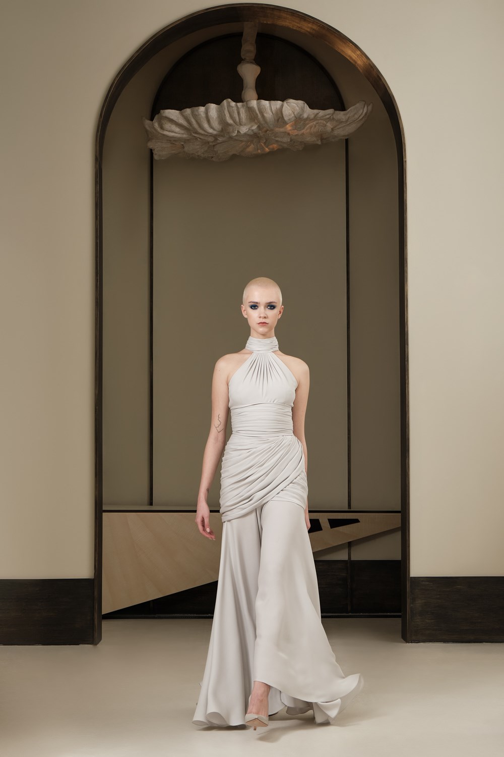 Valentin Yudashkin Fall 2022 Fashion Show