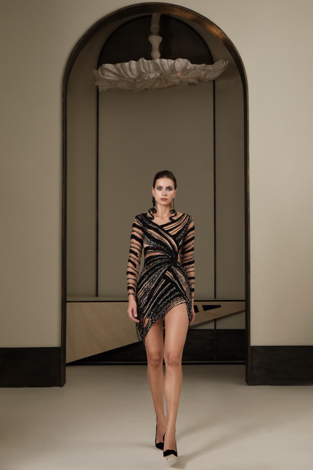 Valentin Yudashkin Fall 2022 Fashion Show