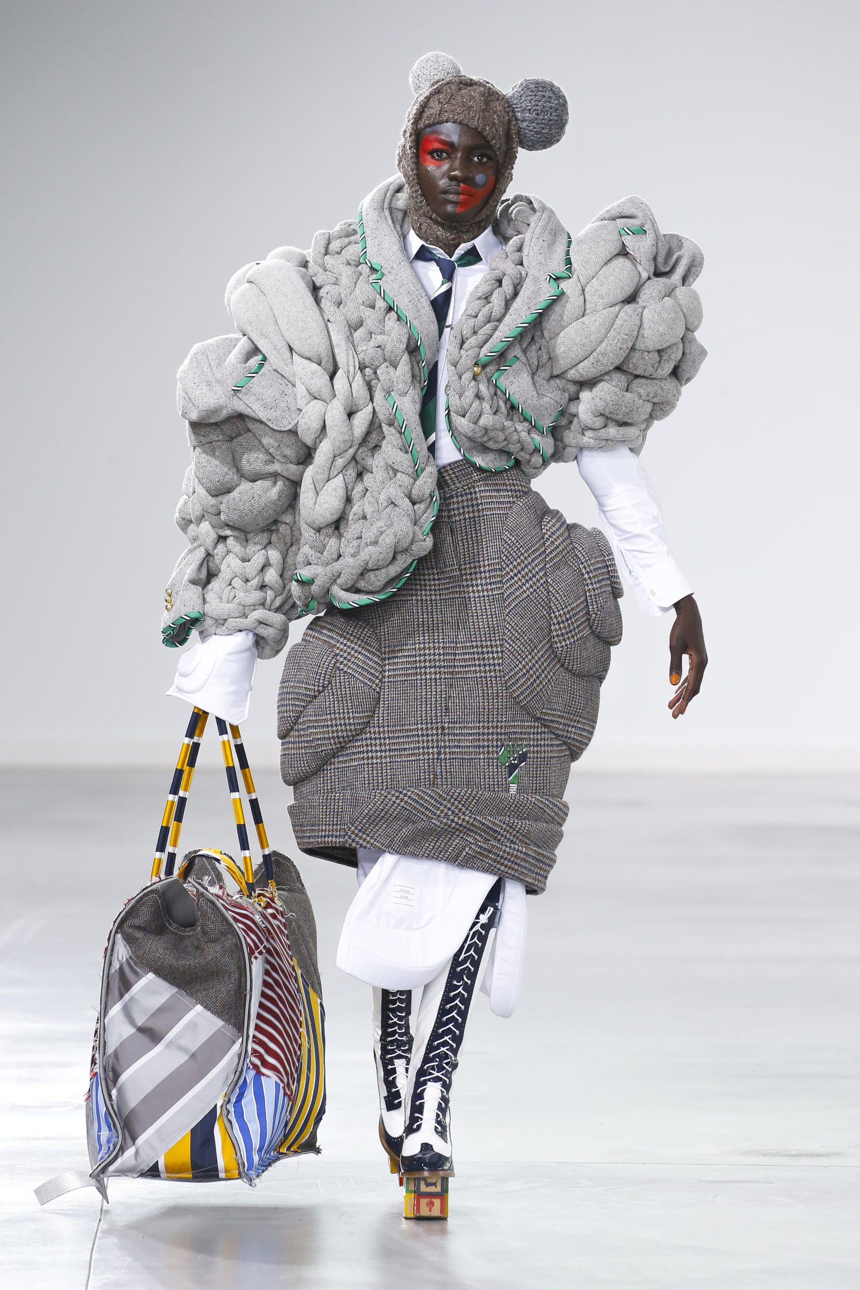 Thom Browne Fall 2022 RTW Collection Fashion Show