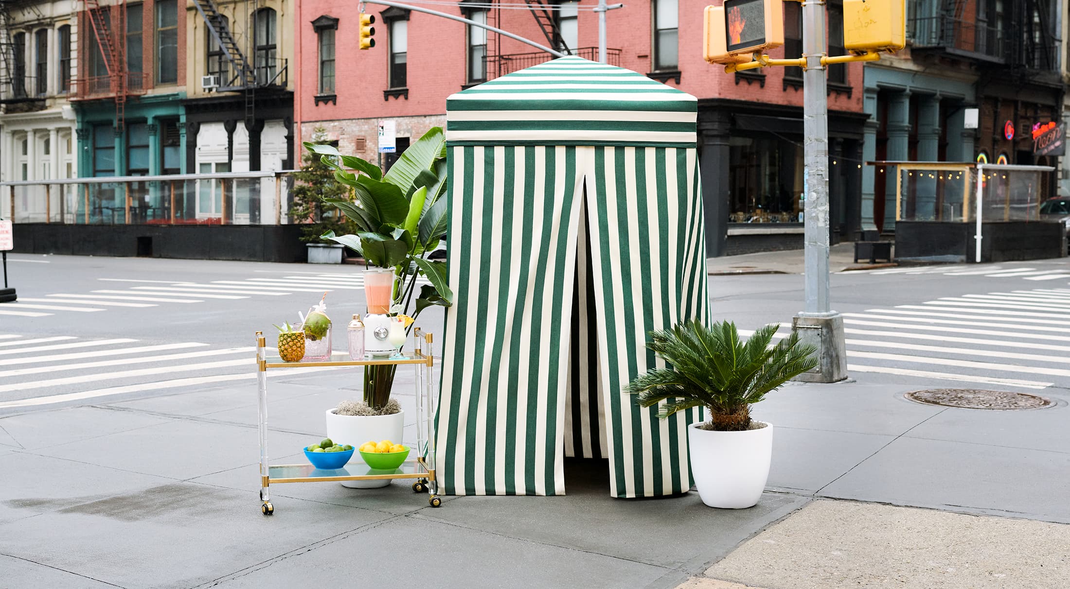 Kate Spade Summer with Seasonal Popup The Impression