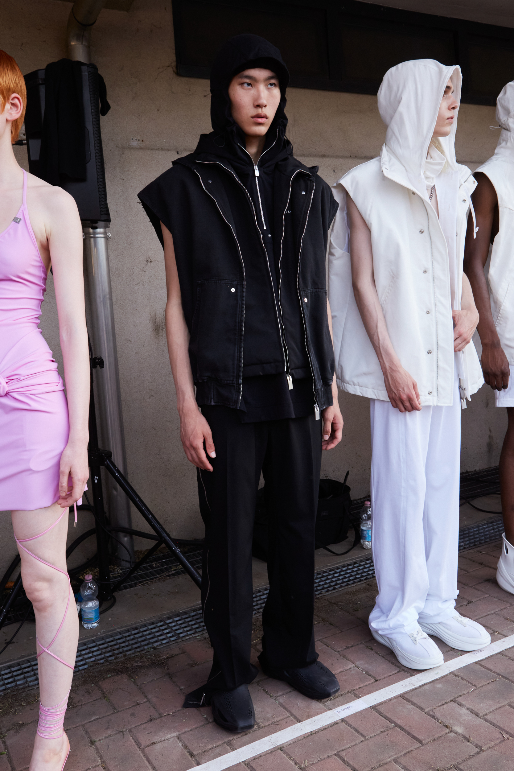 1017 Alyx 9sm Spring 2023 Men's Fashion Show Backstage Fashion Show