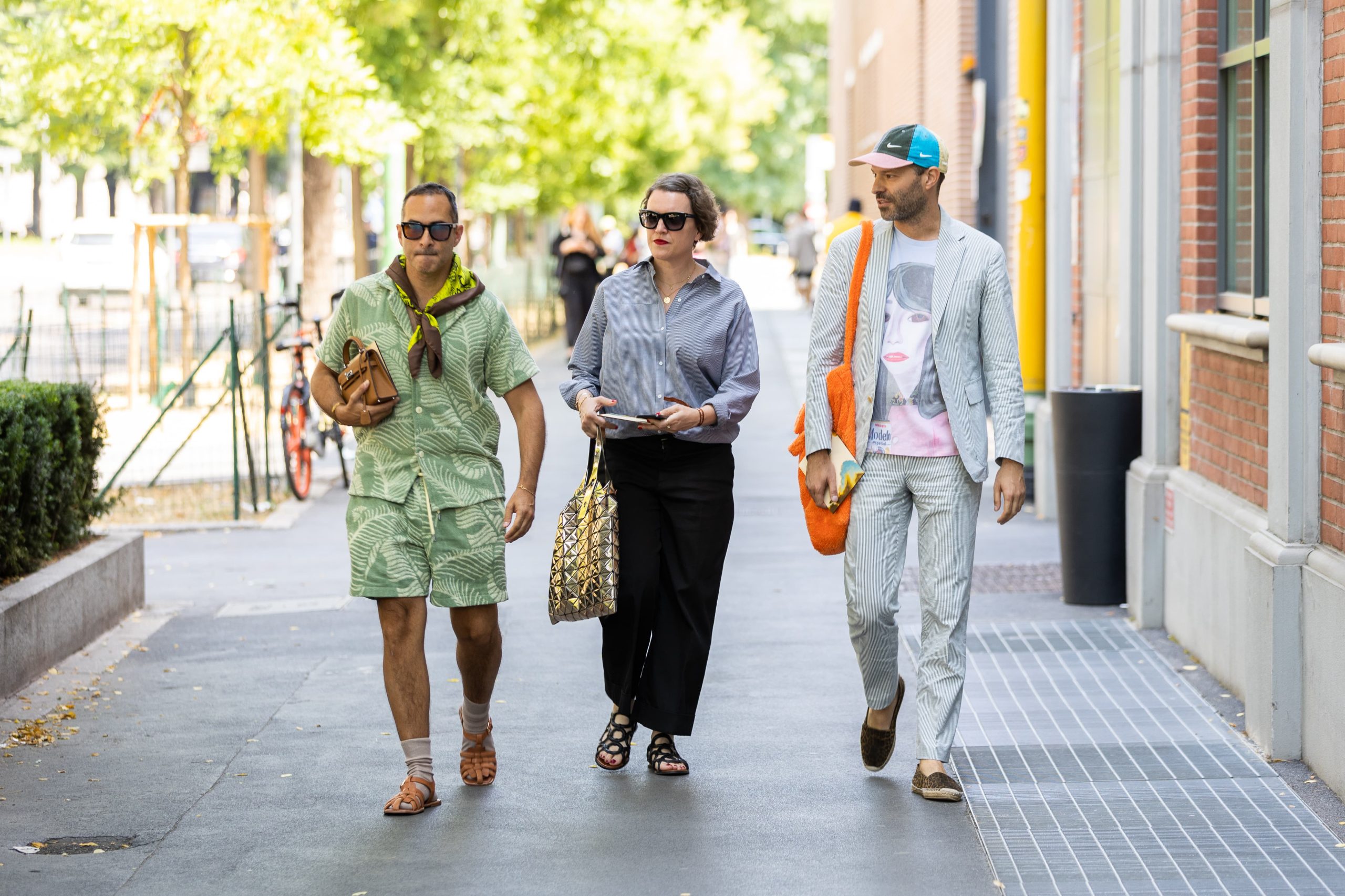 Milan Spring 2023 Street Style Day 2 by Thomas Razzano | The Impression