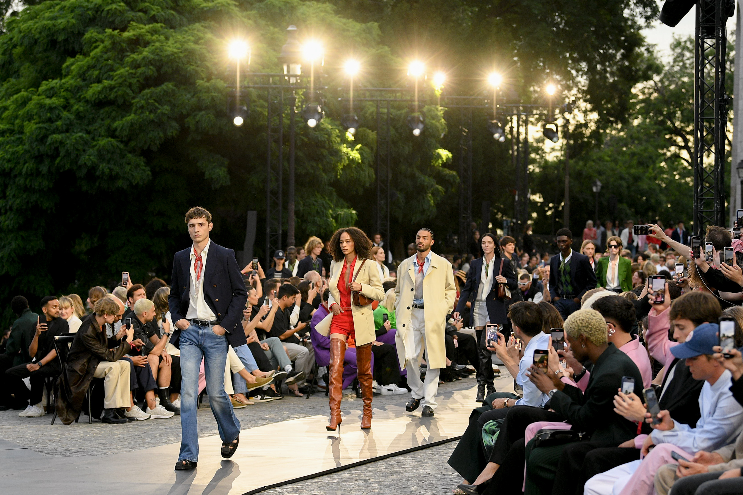 Ami Paris Spring 2023 Men's Fashion Show 