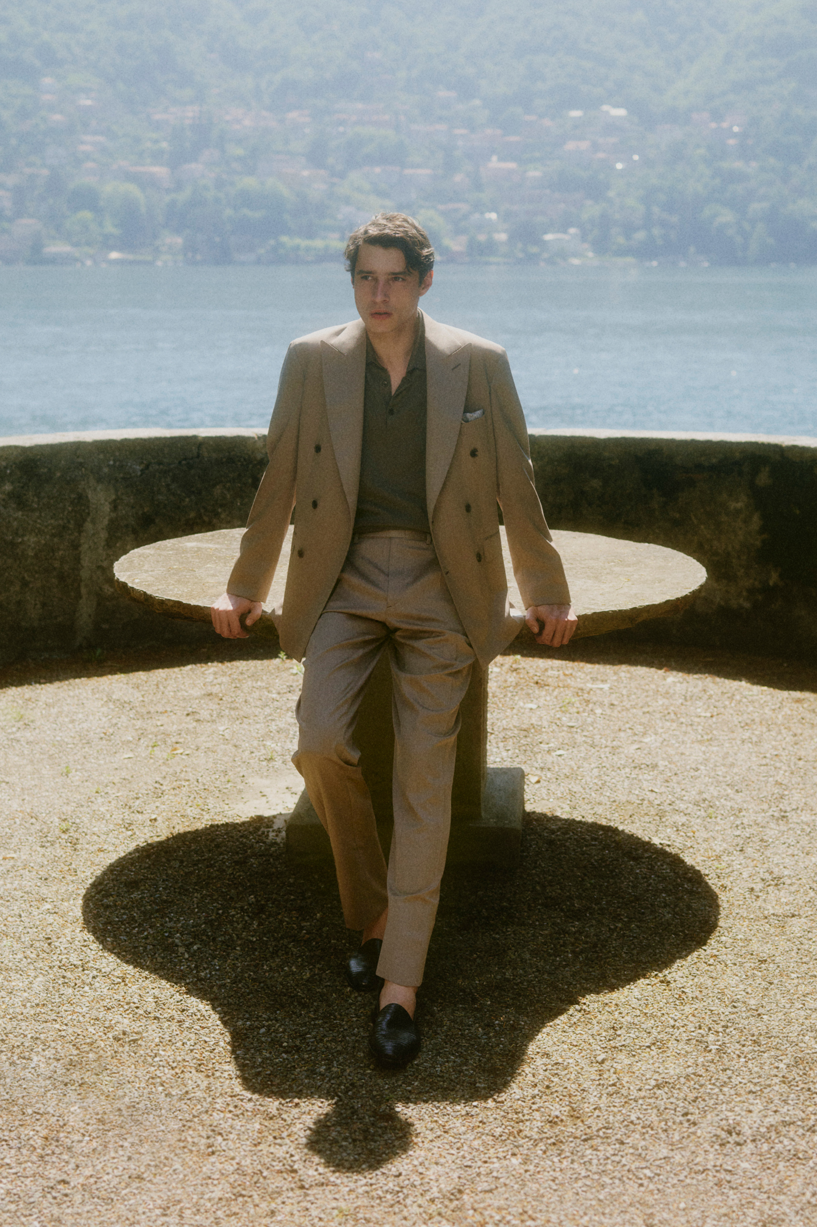 Brioni Spring 2023 Men's Fashion Show 