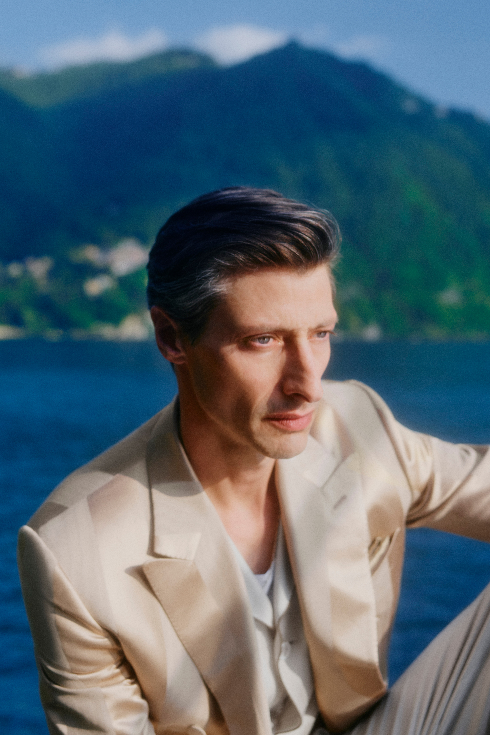Brioni Spring 2023 Men's Fashion Show 