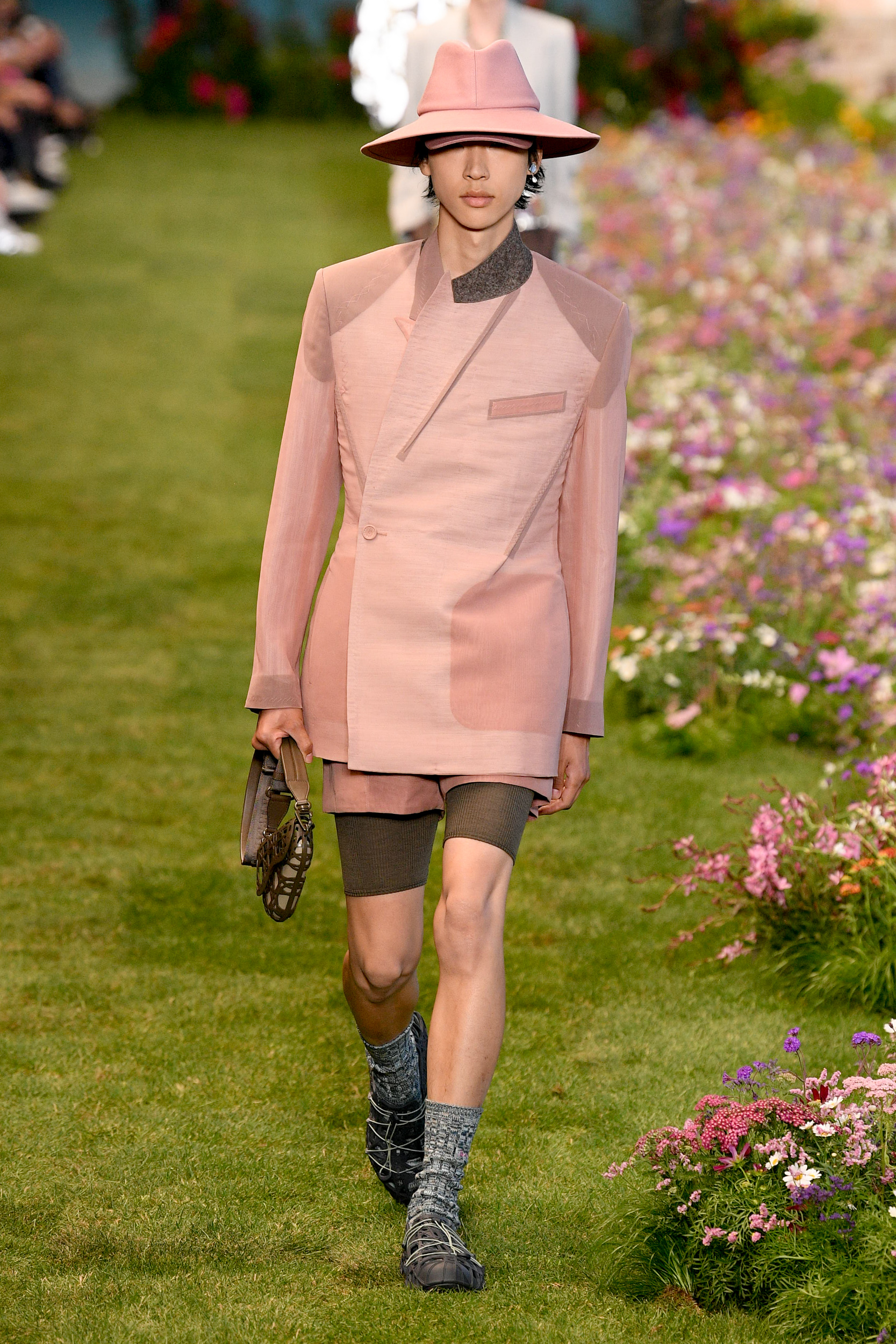 Dior Men Spring 2023 Men's Fashion Show 