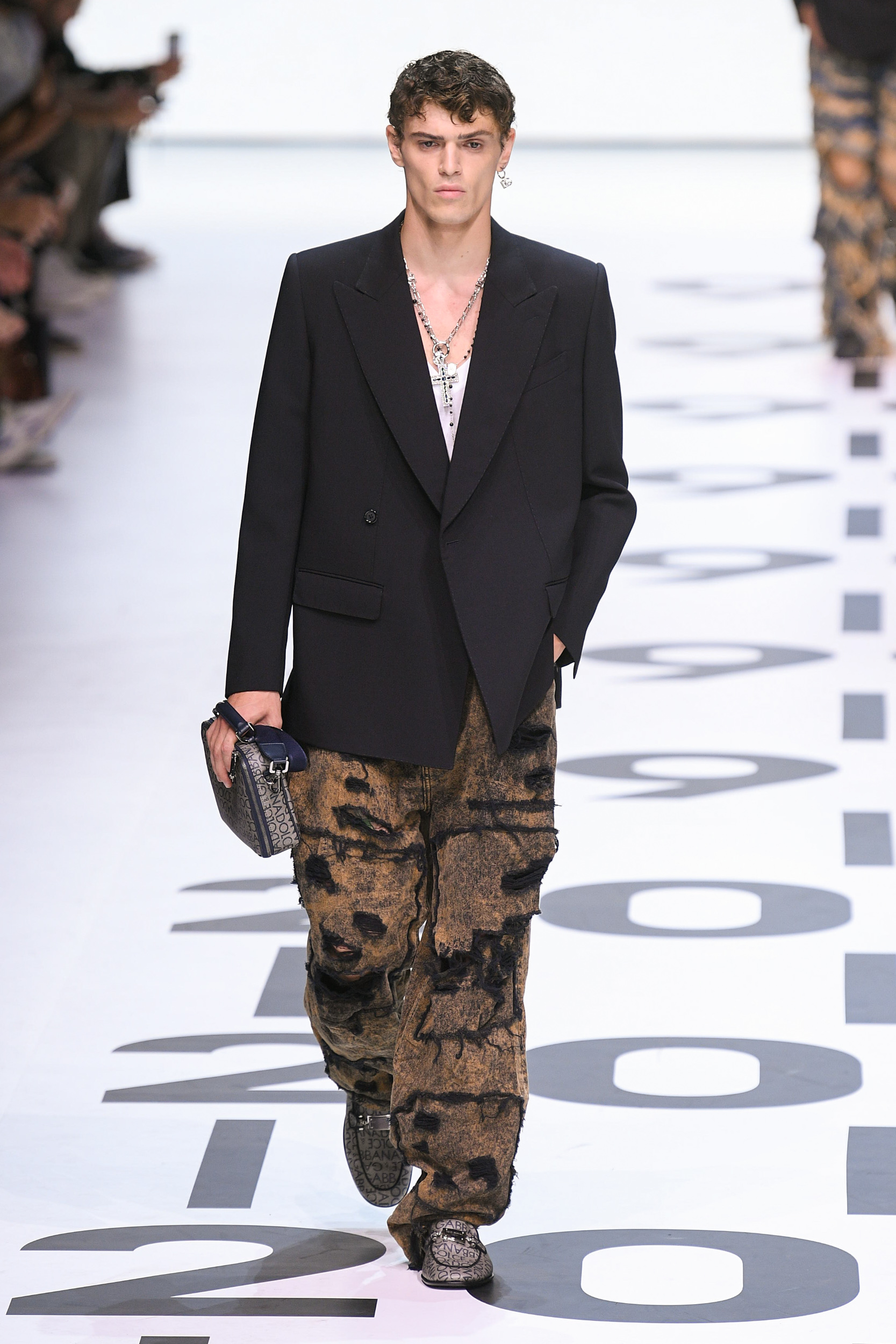 Dolce & Gabbana Spring 2023 Men's Fashion Show | The Impression