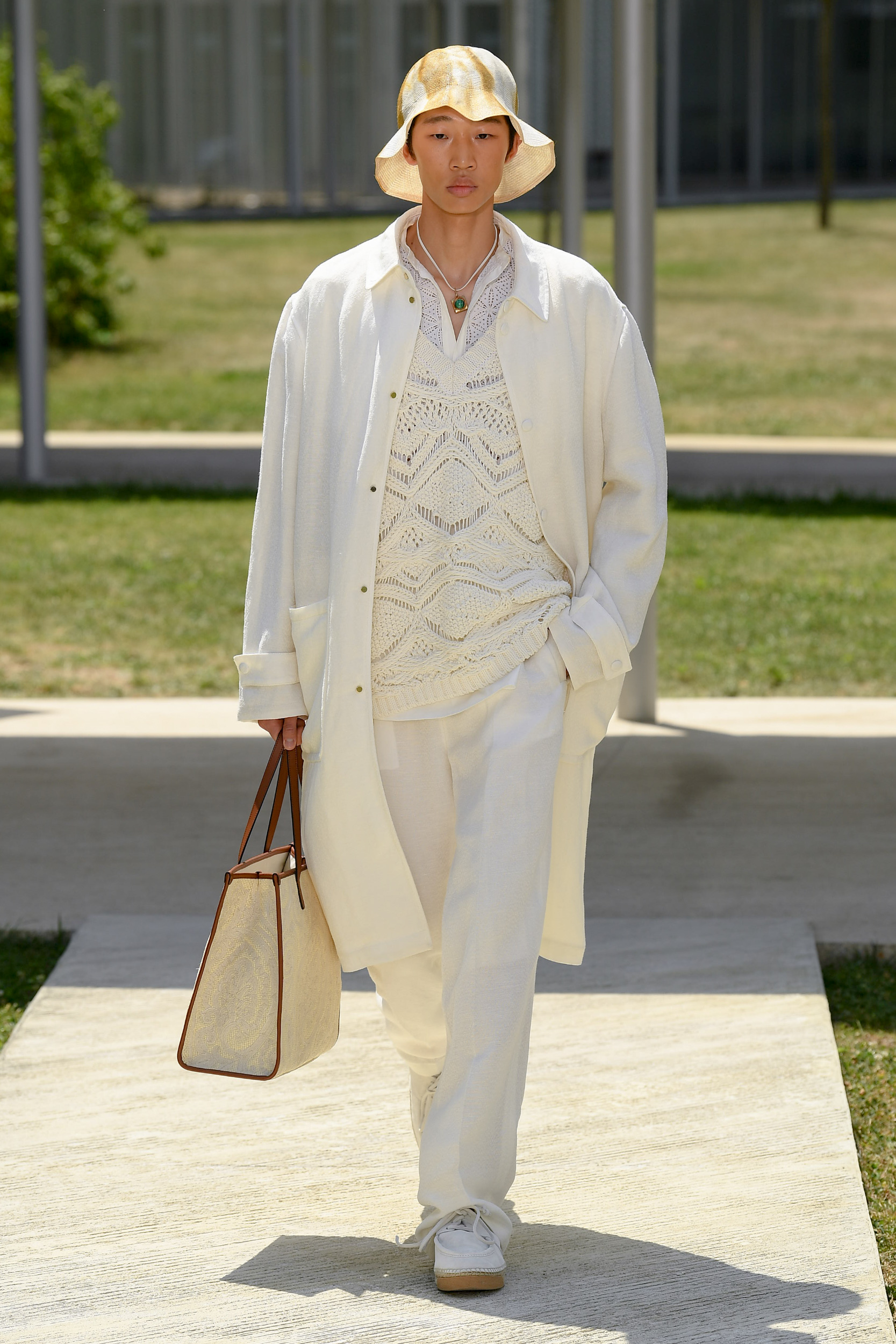 Etro Spring 2023 Men's Fashion Show 