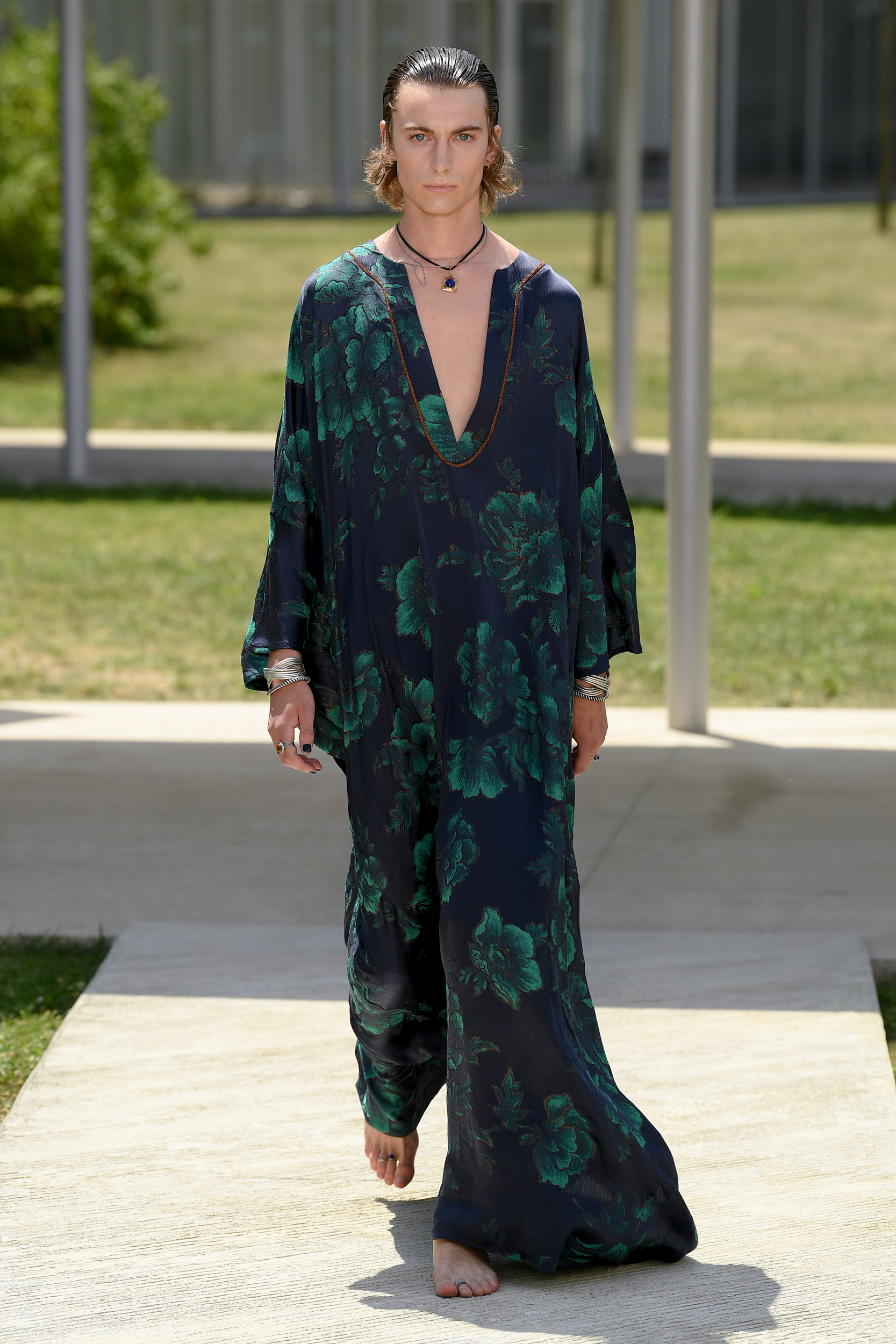 Etro Spring 2023 Men's Fashion Show 