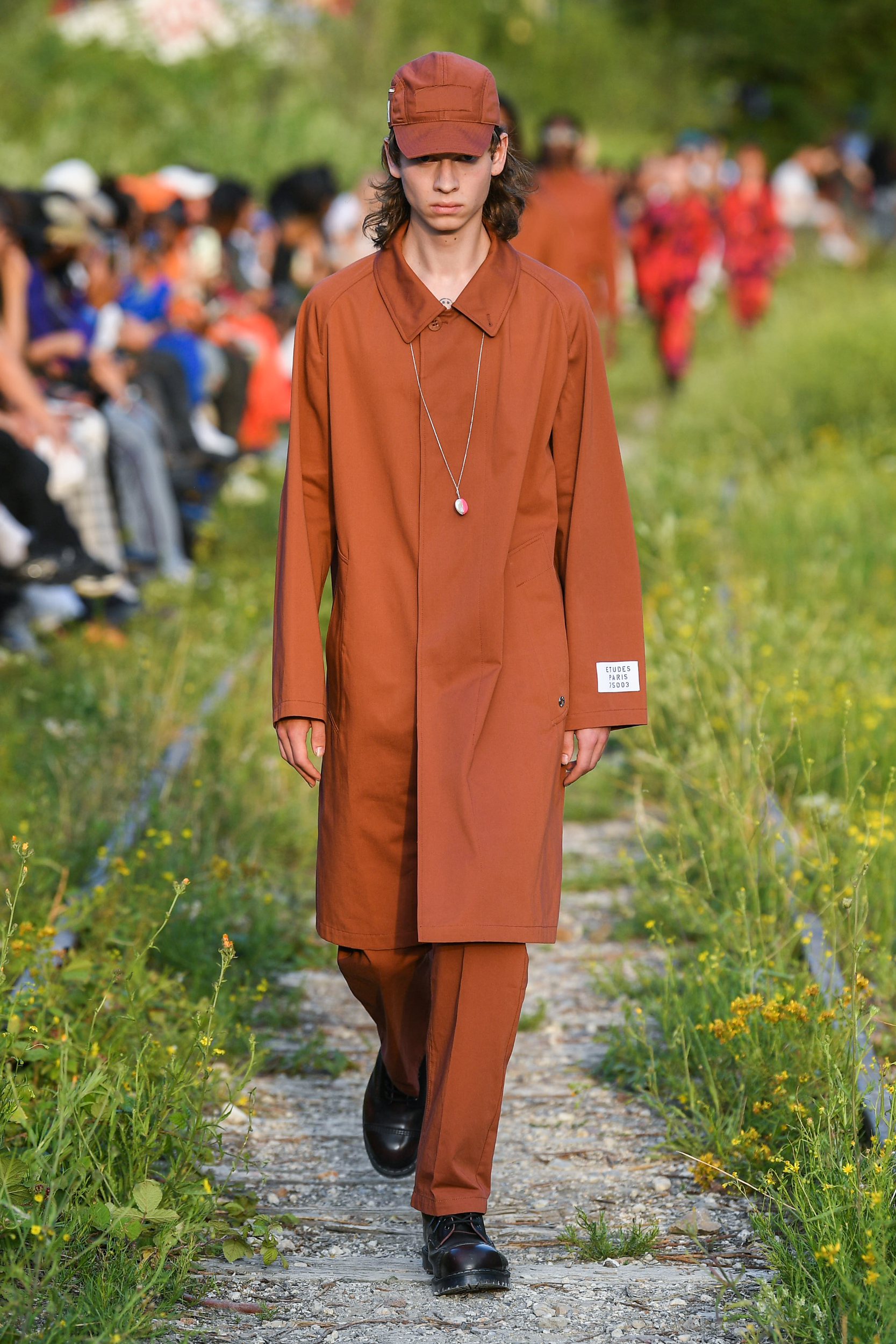 Etudes Spring 2023 Men's Fashion Show 