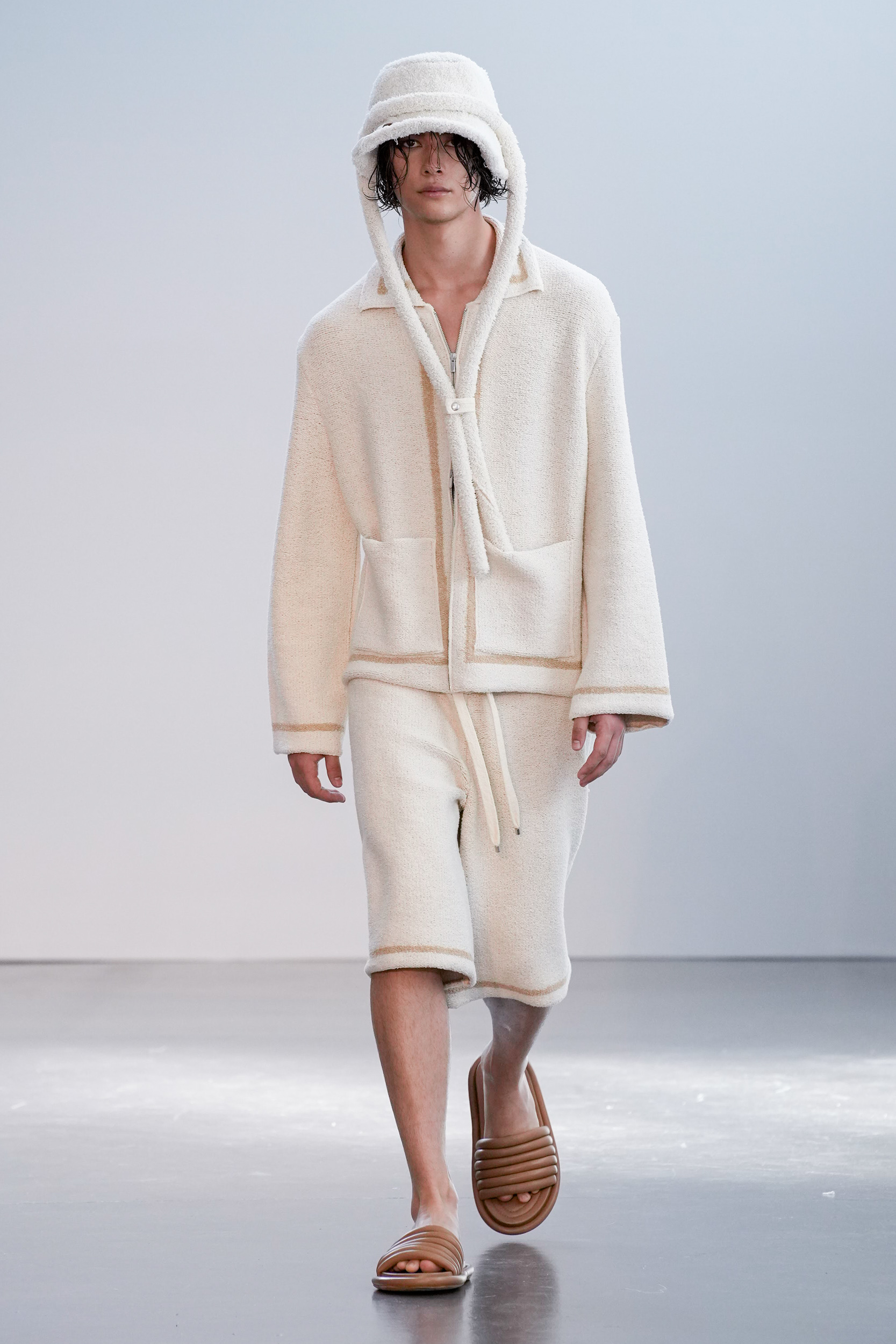 Federico Cina Spring 2023 Men's Fashion Show 