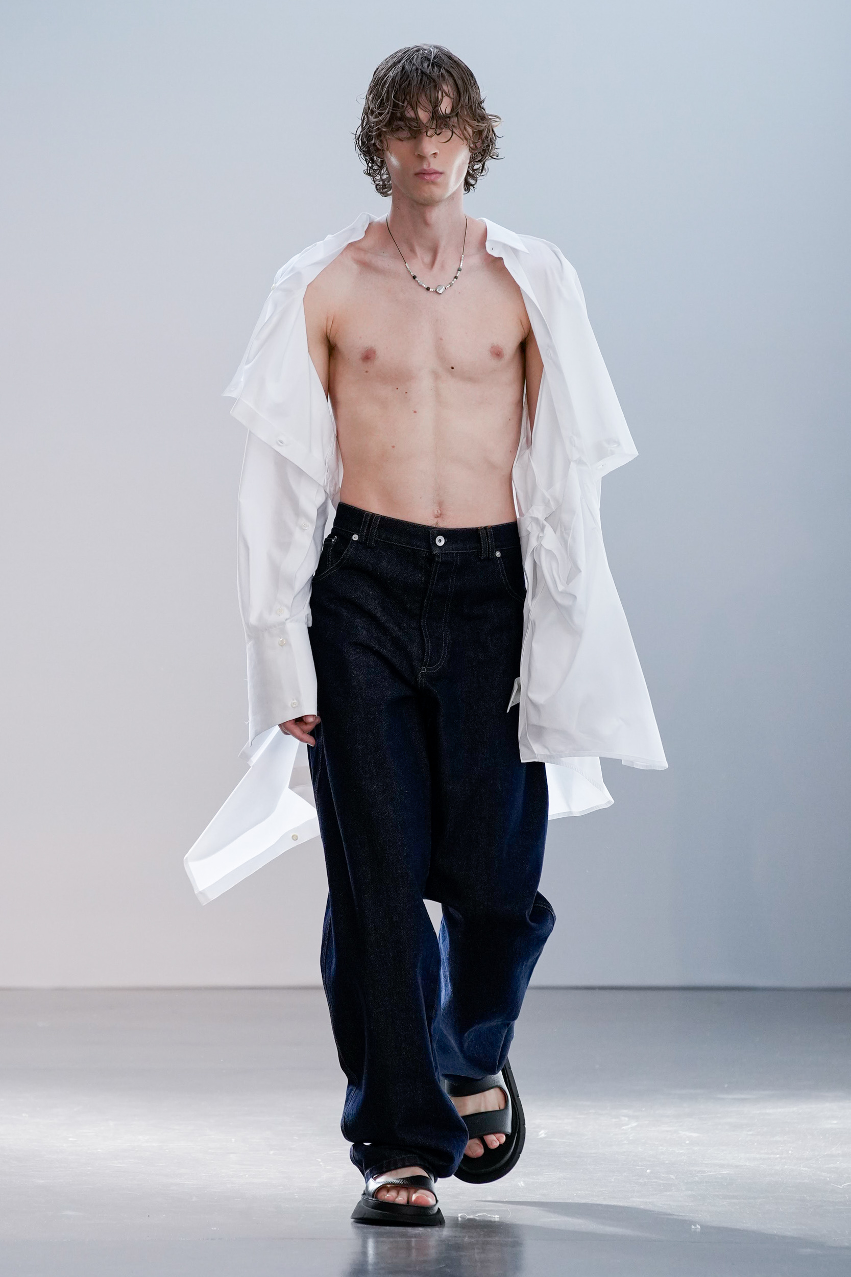 Federico Cina Spring 2023 Men's Fashion Show 