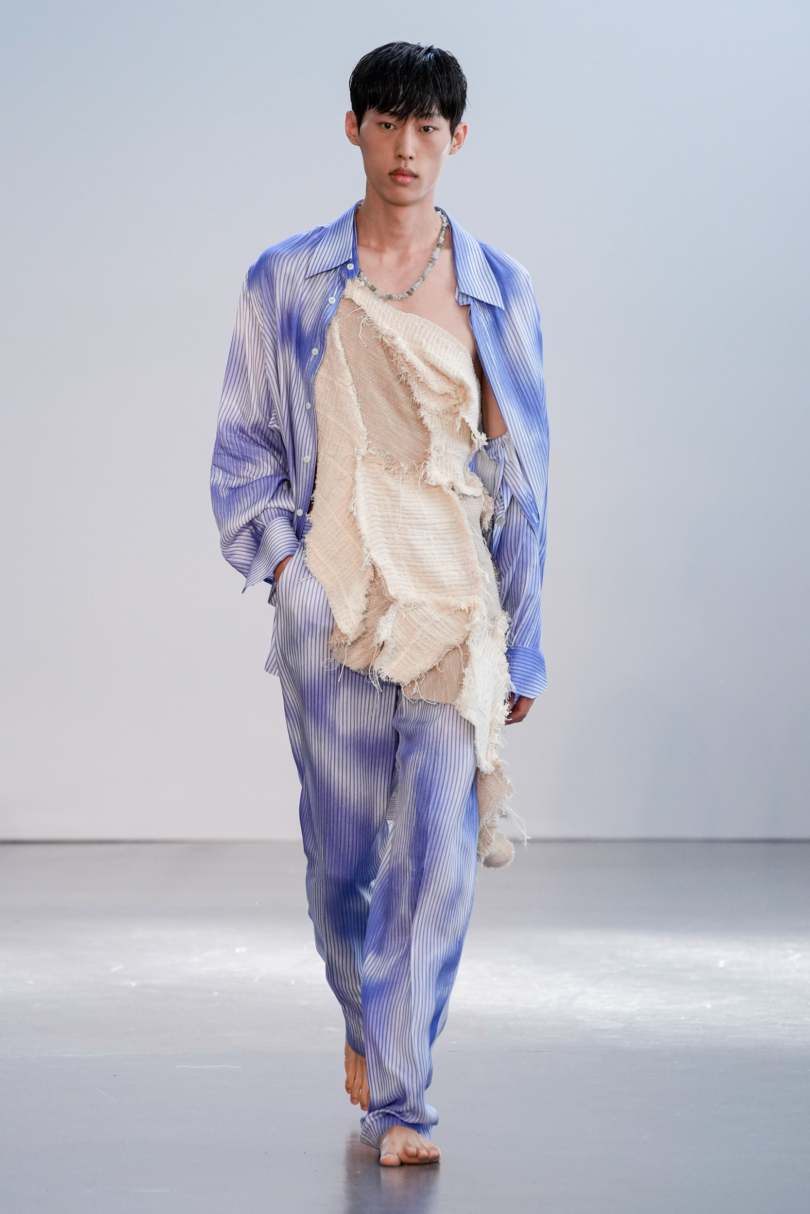 Federico Cina Spring 2023 Men's Fashion Show 