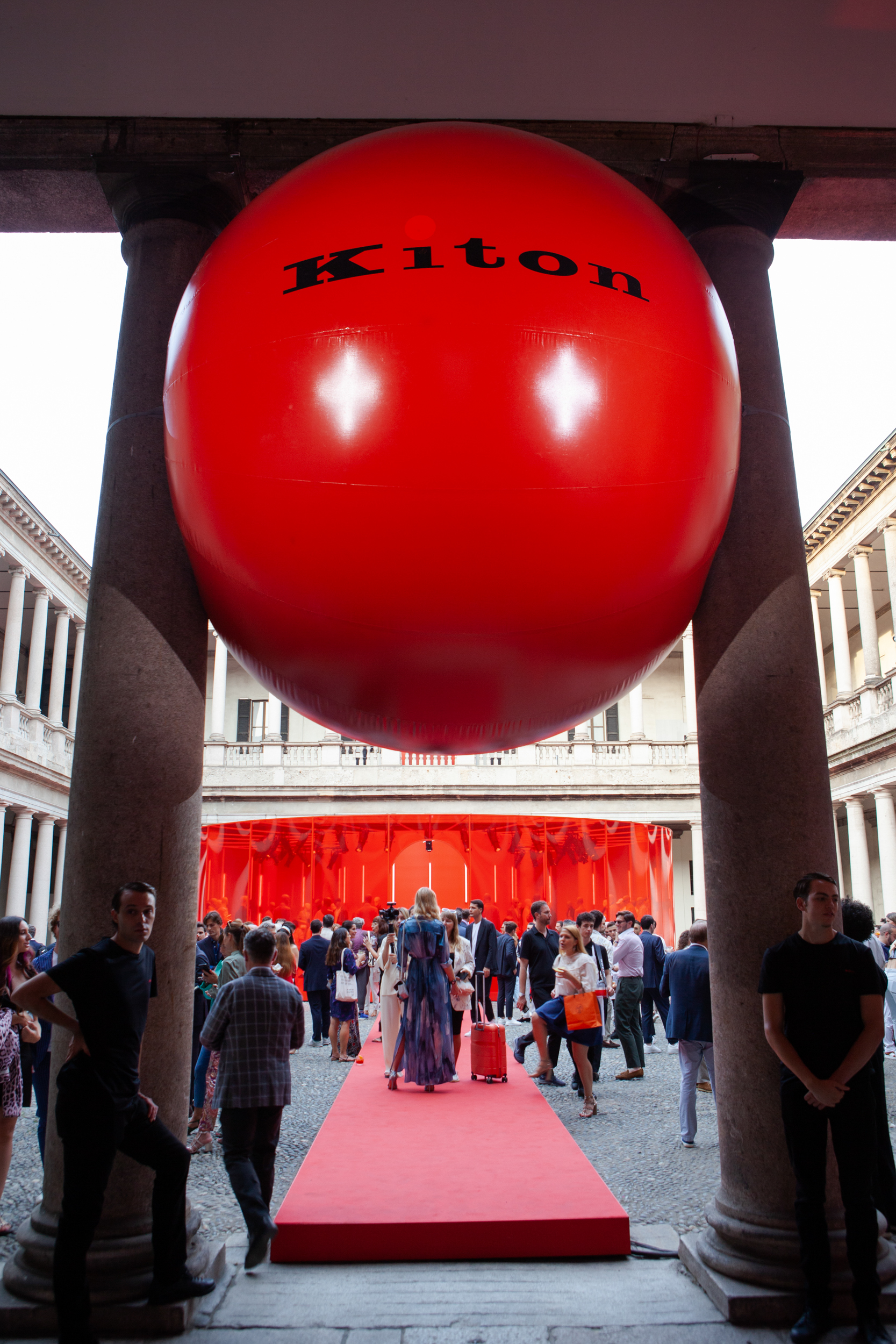 Kiton Spring 2023 Men's Fashion Show 