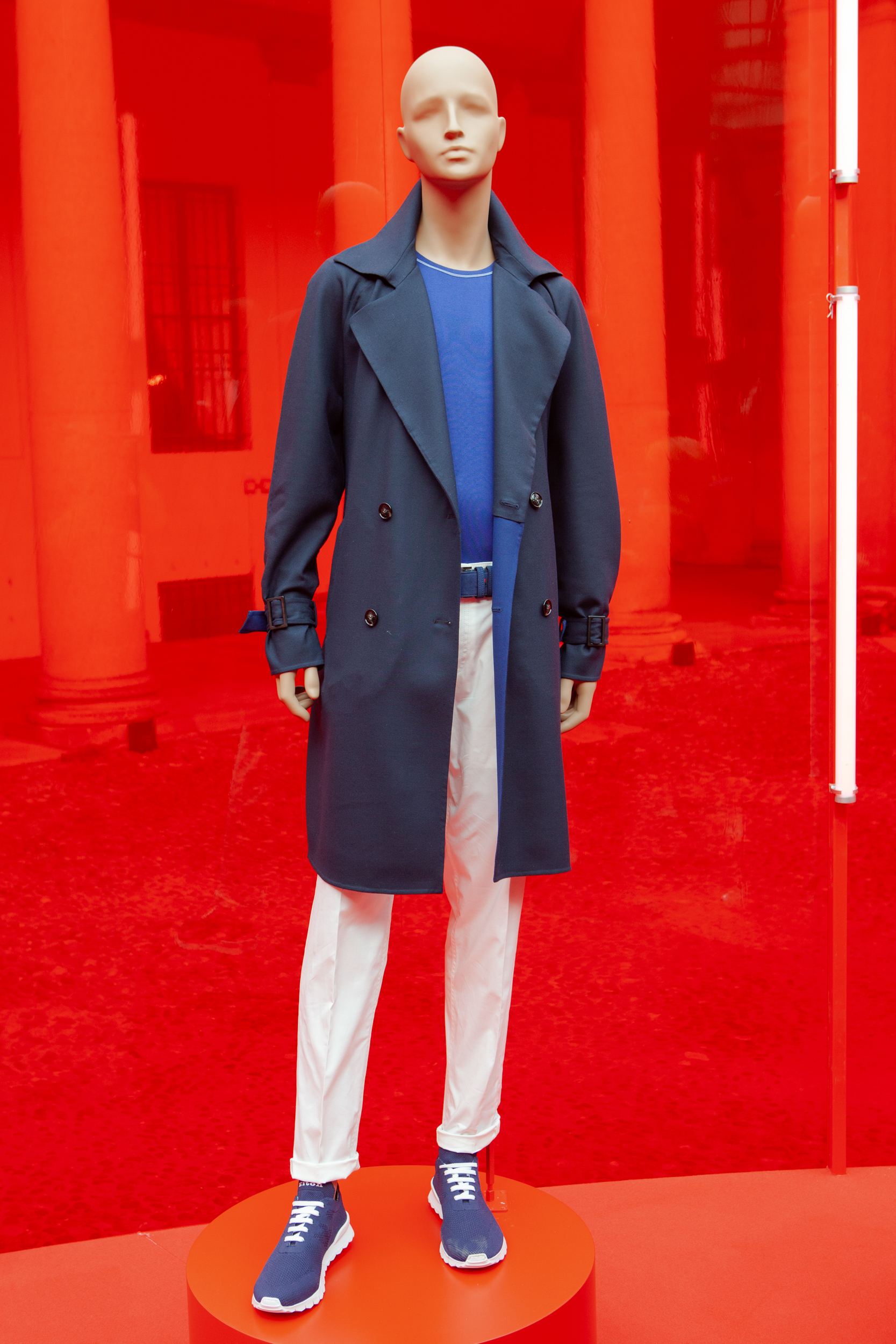 Kiton Spring 2023 Men's Fashion Show 