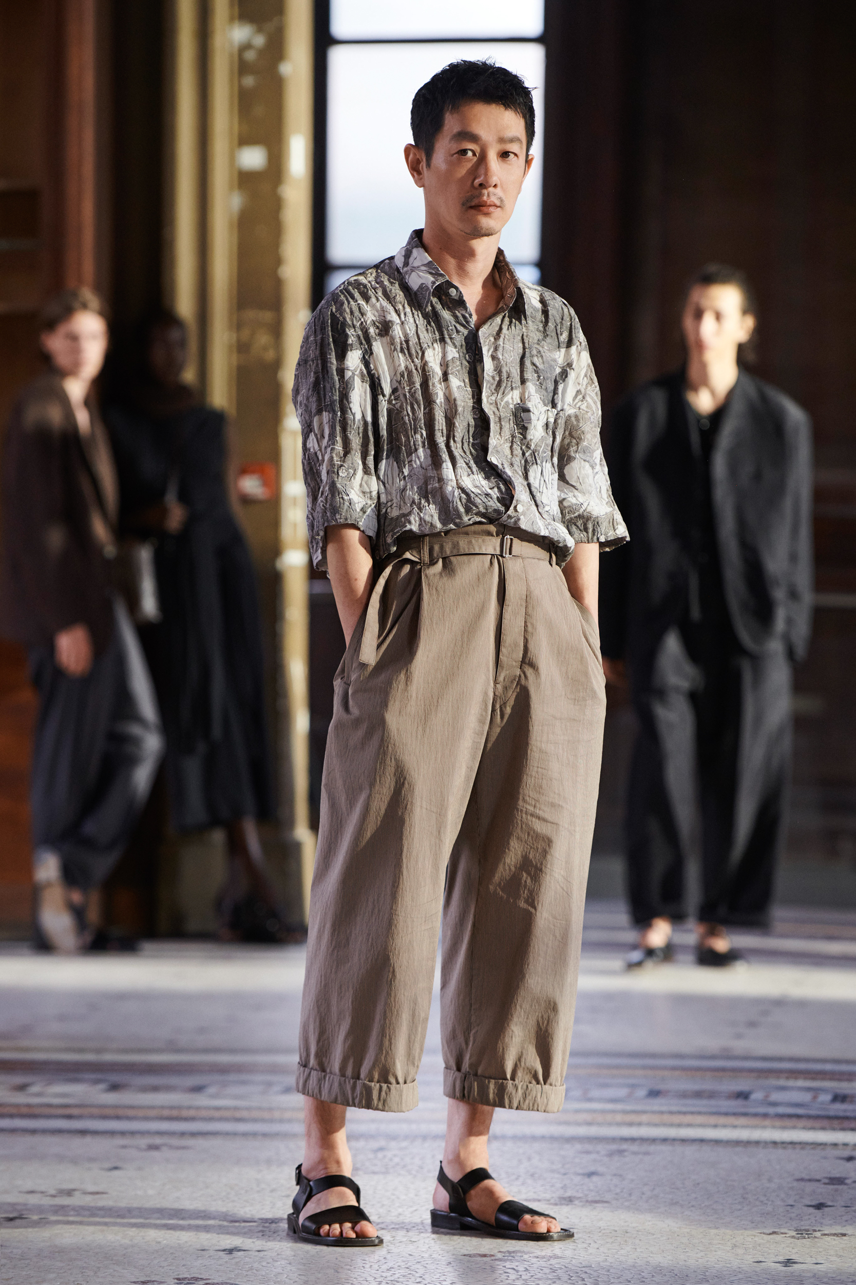 Lemaire Spring 2023 Men's Fashion Show 