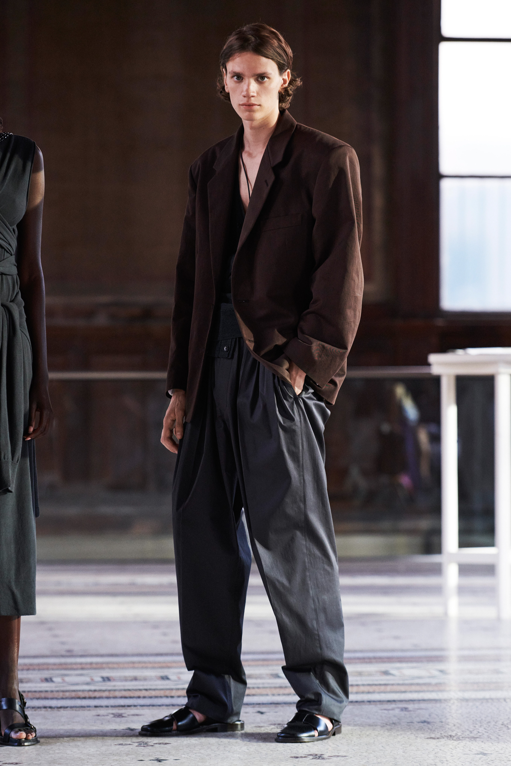 Lemaire Spring 2023 Men's Fashion Show 