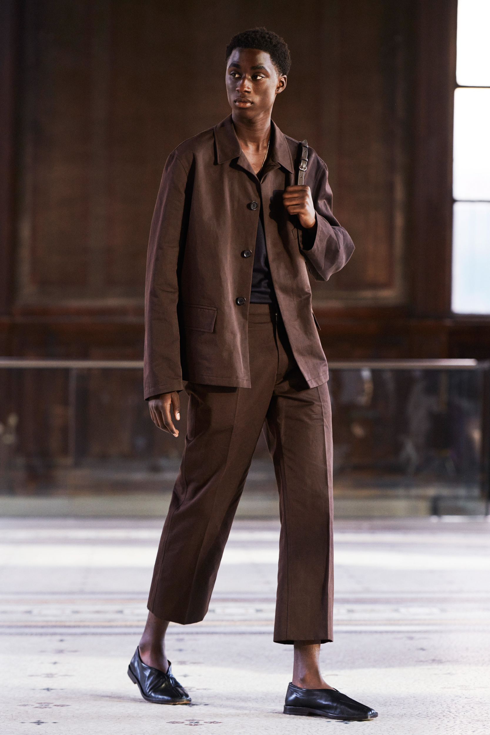 Lemaire Spring 2023 Men's Fashion Show 