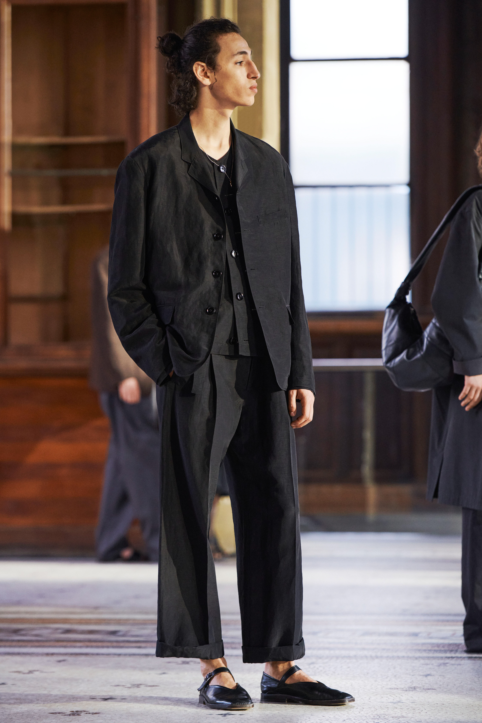 Lemaire Spring 2023 Men's Fashion Show 