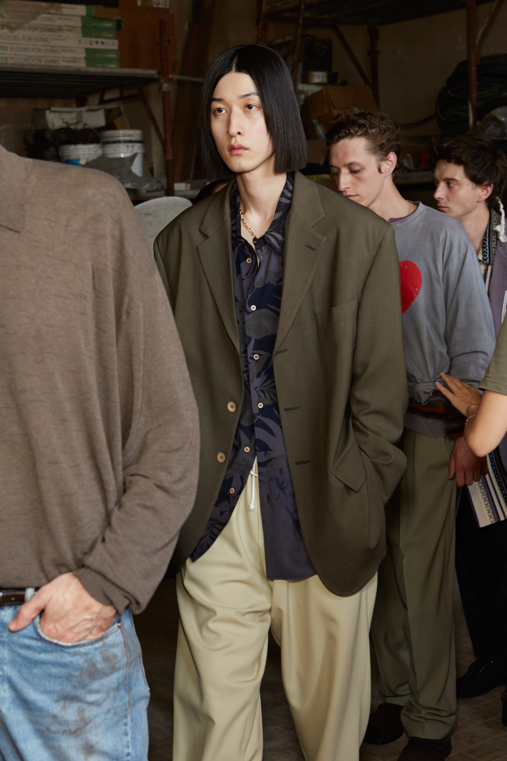 Magliano Spring 2023 Men's Fashion Show Backstage Fashion Show