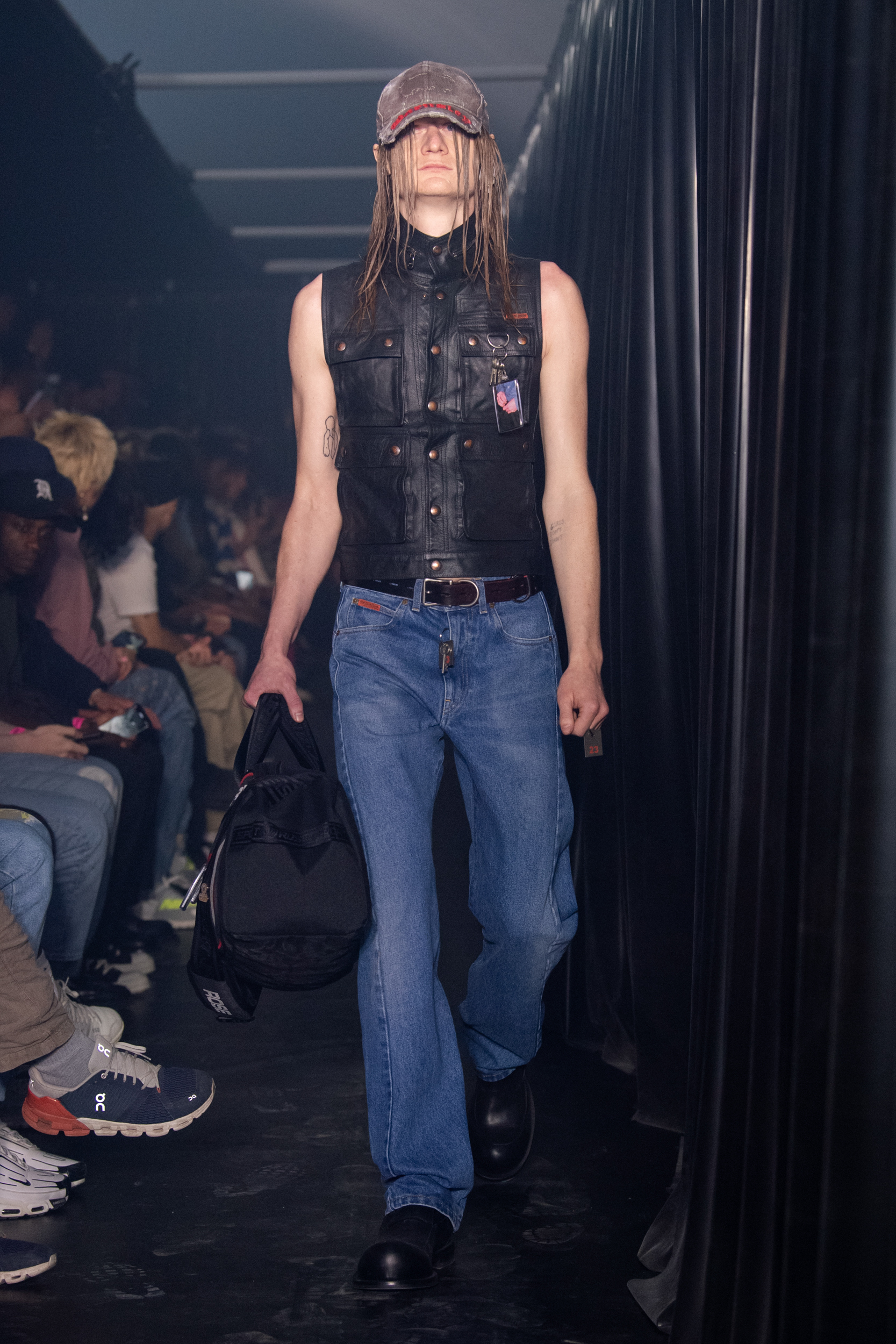 Martine Rose Spring 2023 Men's Fashion Show 
