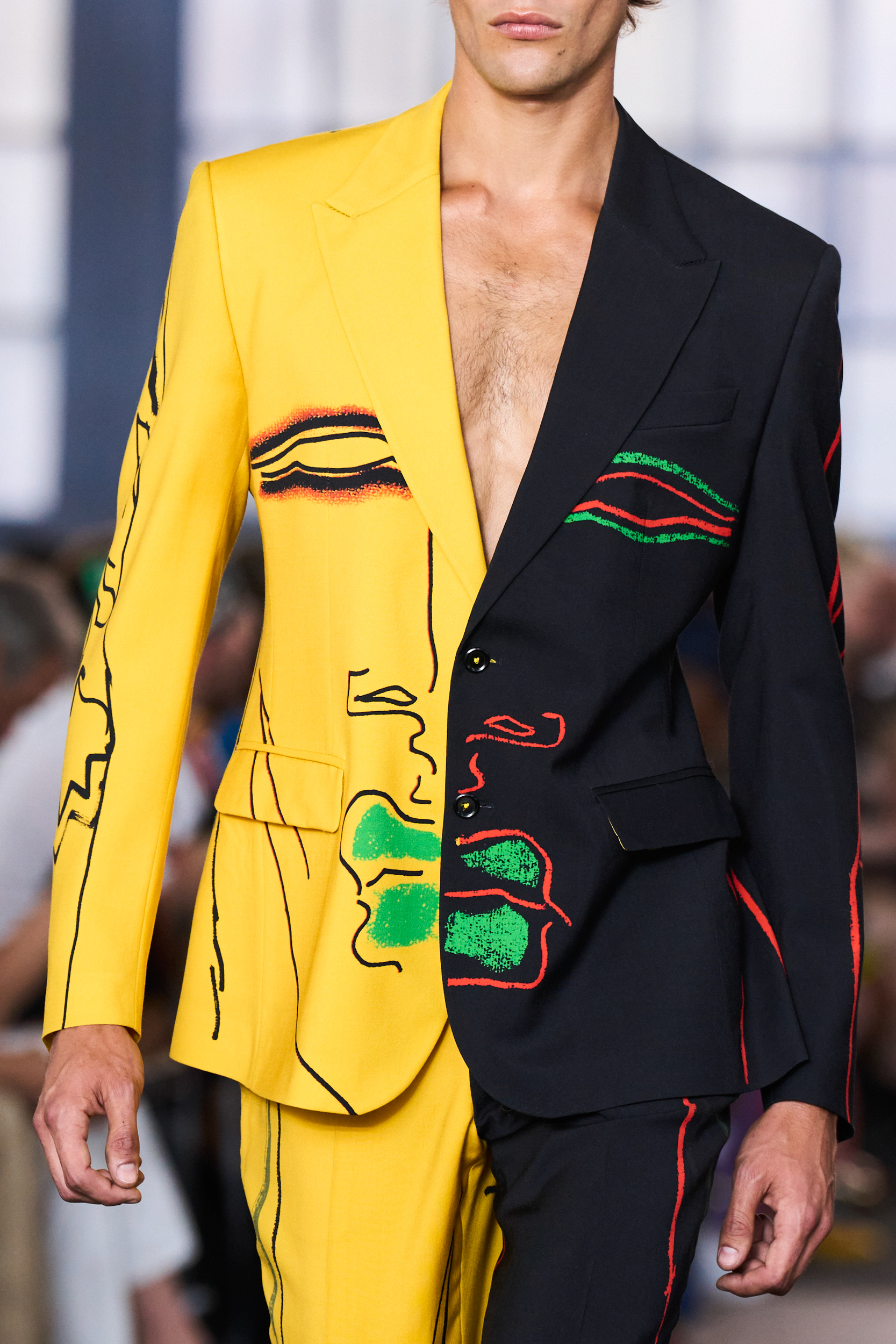 Moschino Spring 2023 Men's Fashion Show Details Fashion Show