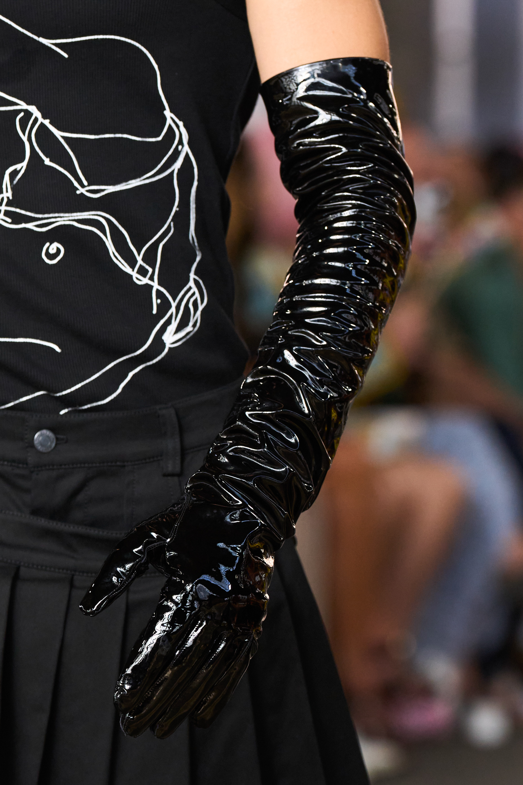 Moschino Spring 2023 Men's Fashion Show Details Fashion Show