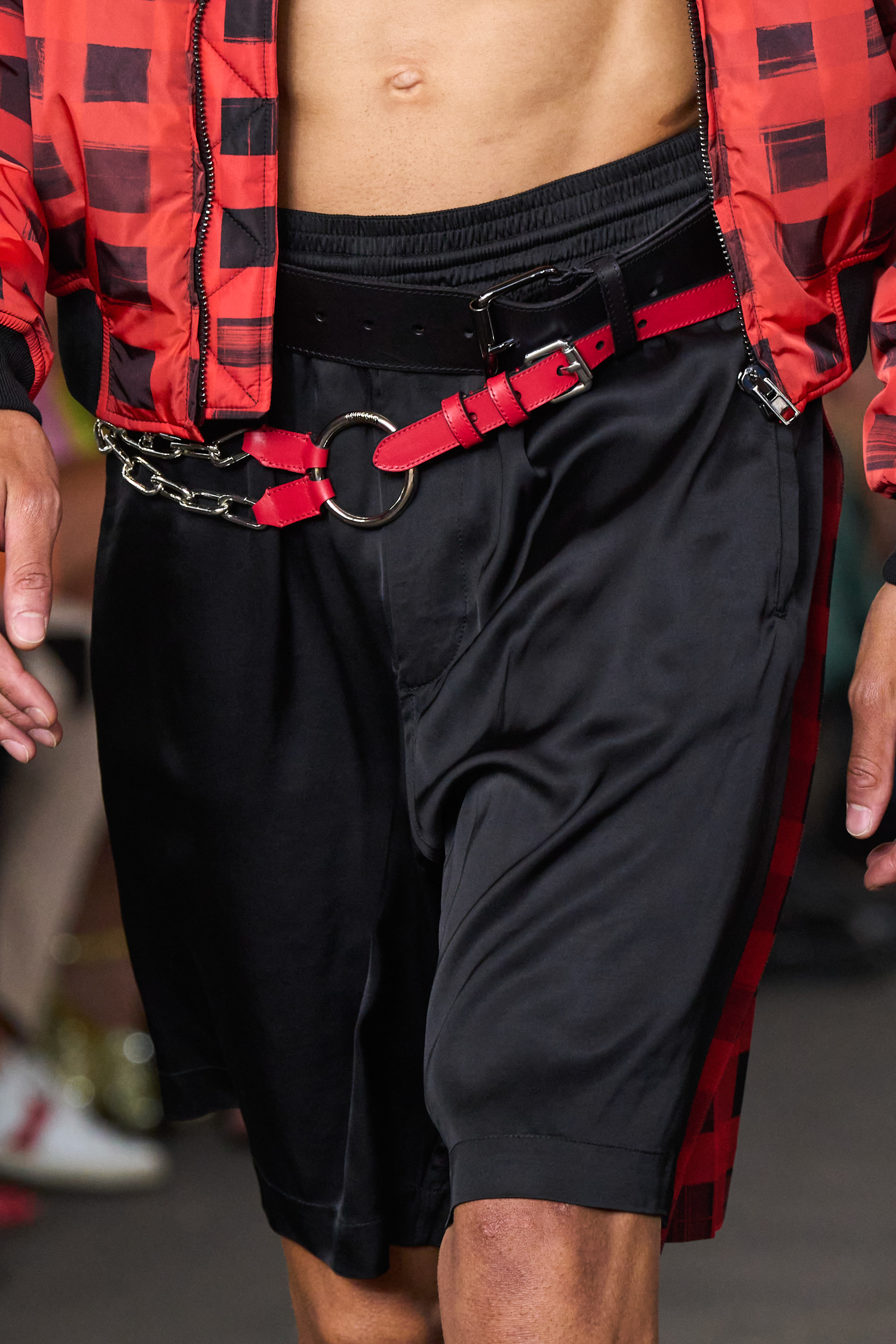 Moschino Spring 2023 Men's Fashion Show Details Fashion Show