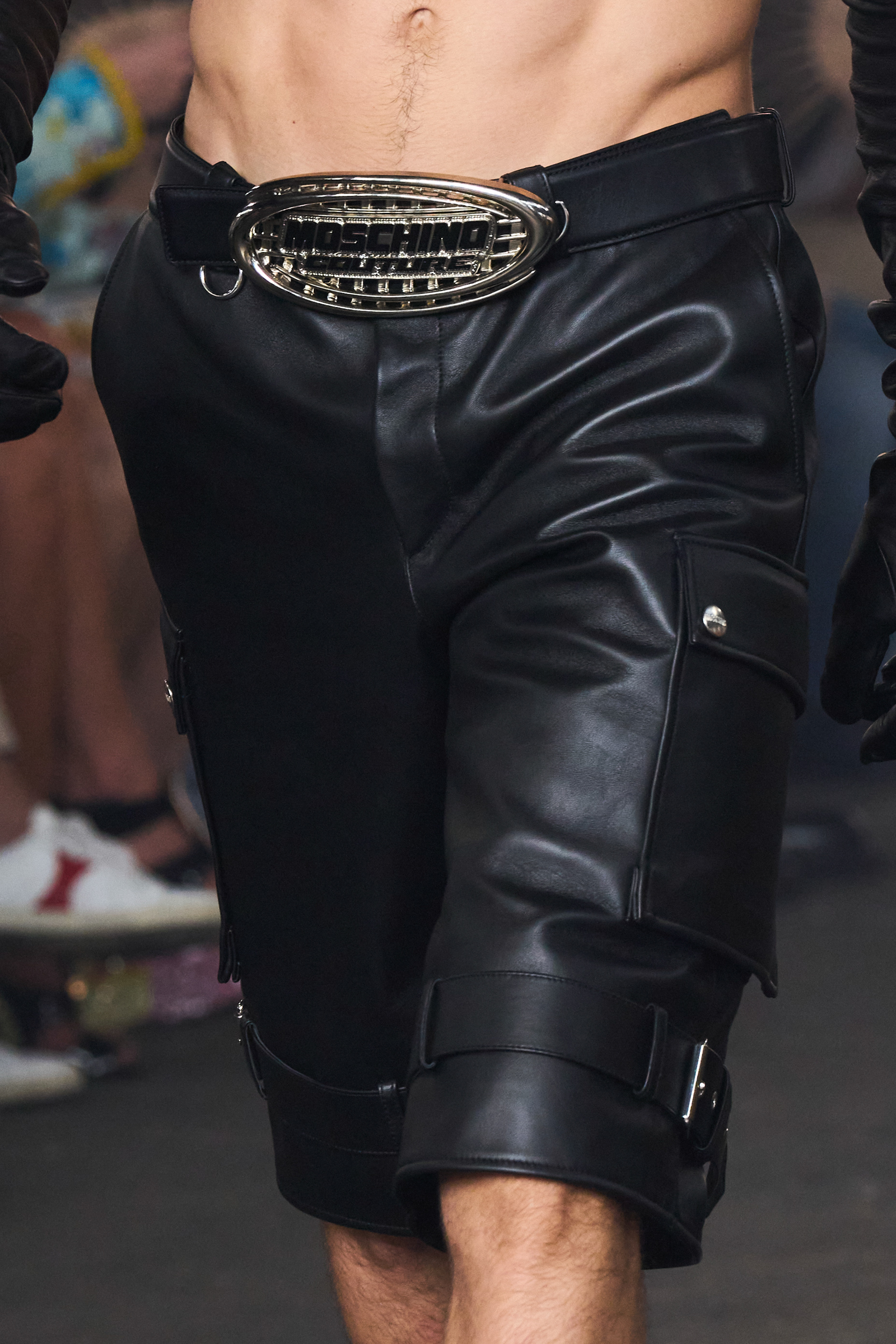 Moschino Spring 2023 Men's Fashion Show Details Fashion Show