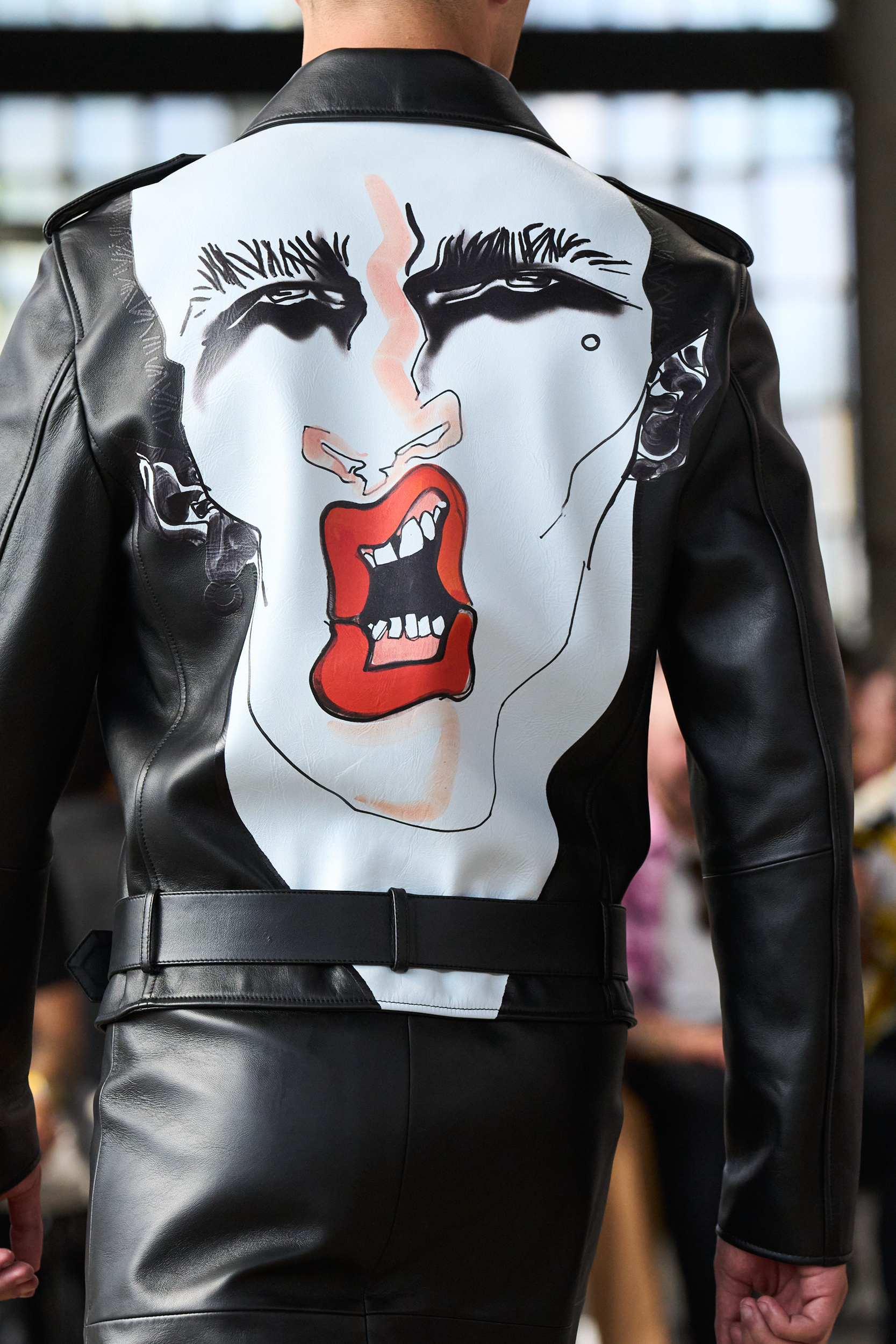 Moschino Spring 2023 Men's Fashion Show Details Fashion Show