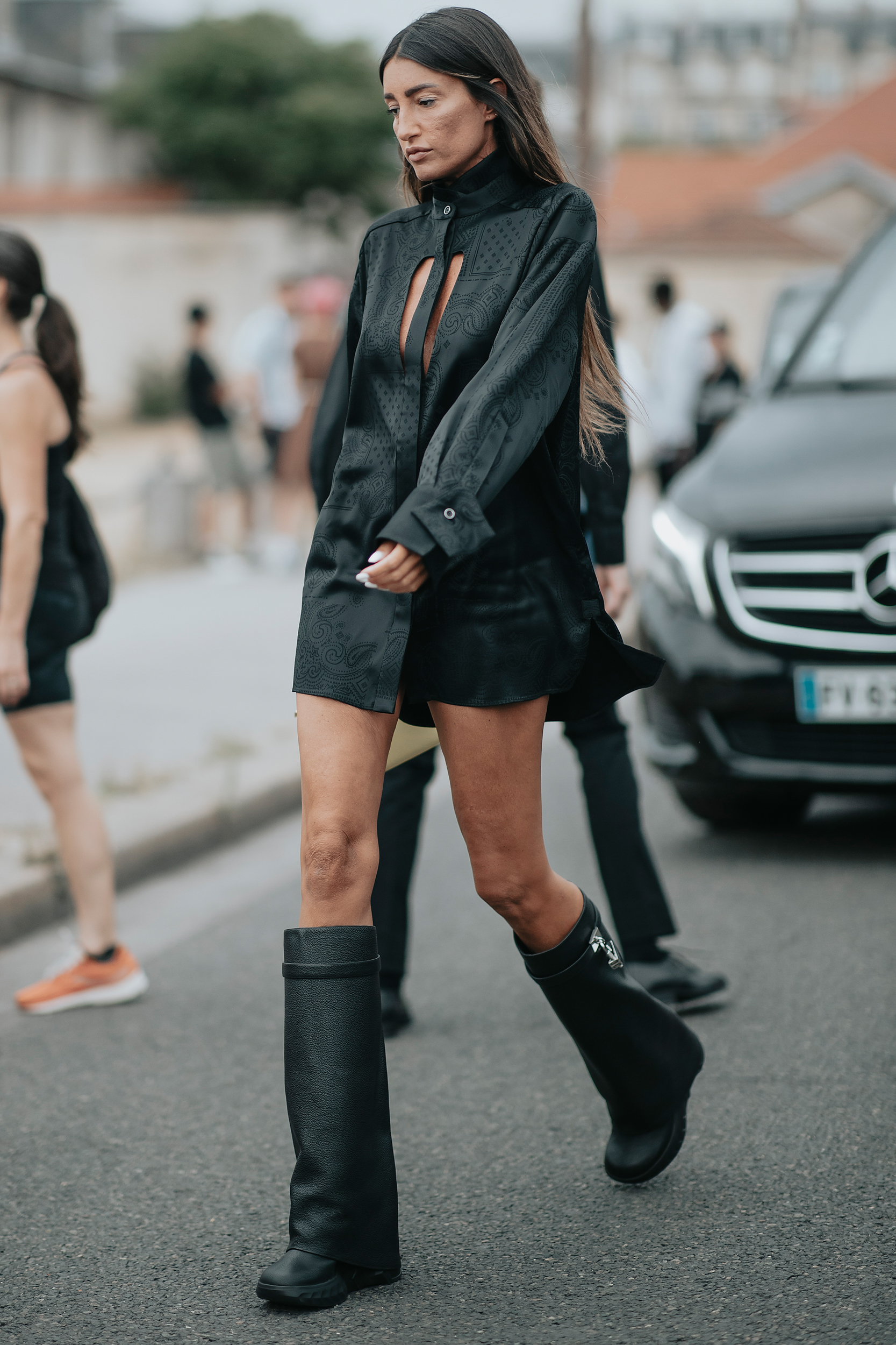 Paris Men's Street Style Spring 2023 Shows