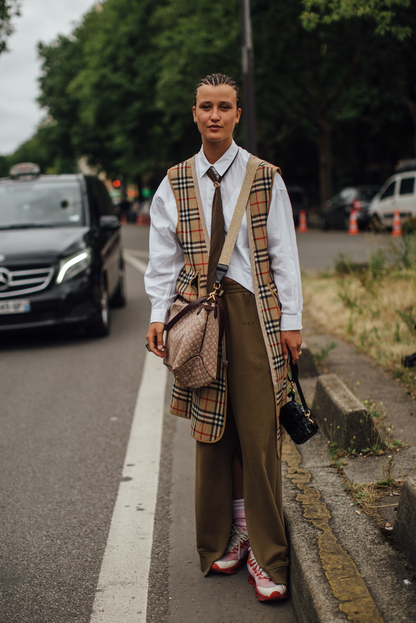 Paris Men's Street Style Spring 2023 Shows