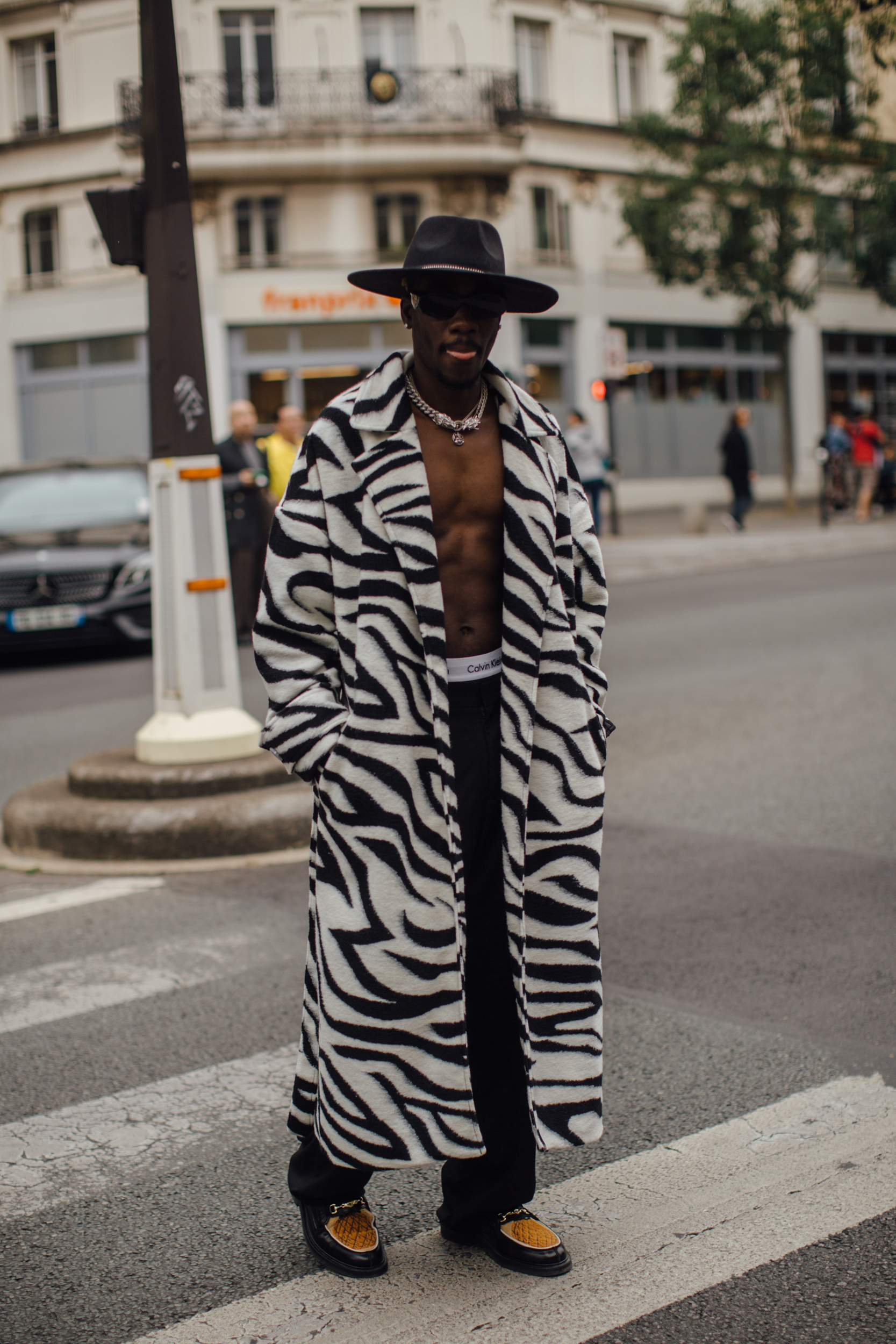 Paris Men's Street Style Spring 2023 Shows