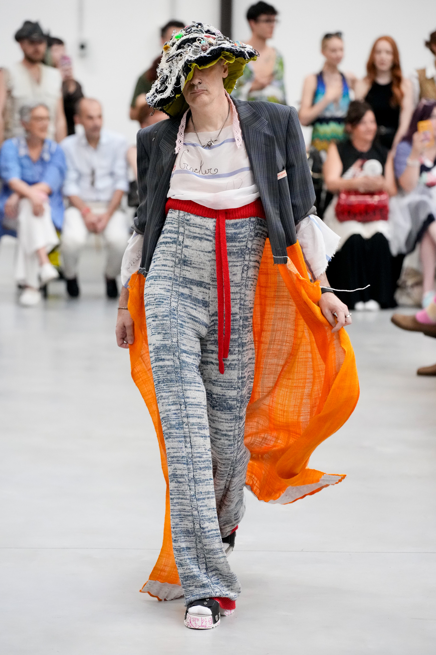 Simon Cracker Spring 2023 Men's Fashion Show 