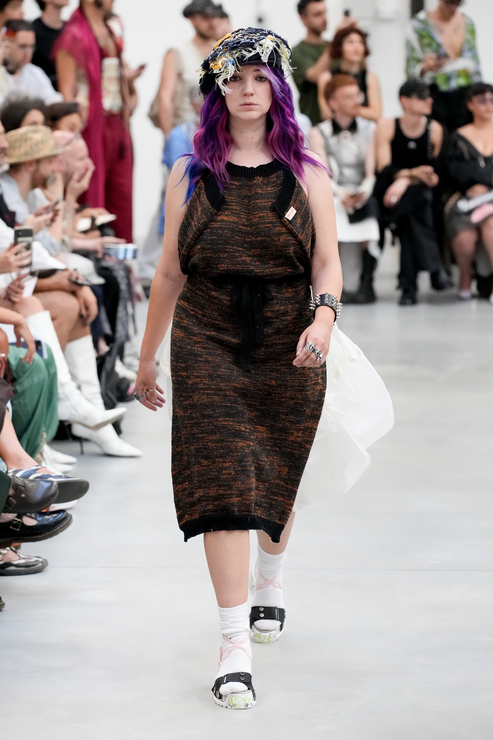 Simon Cracker Spring 2023 Men's Fashion Show 