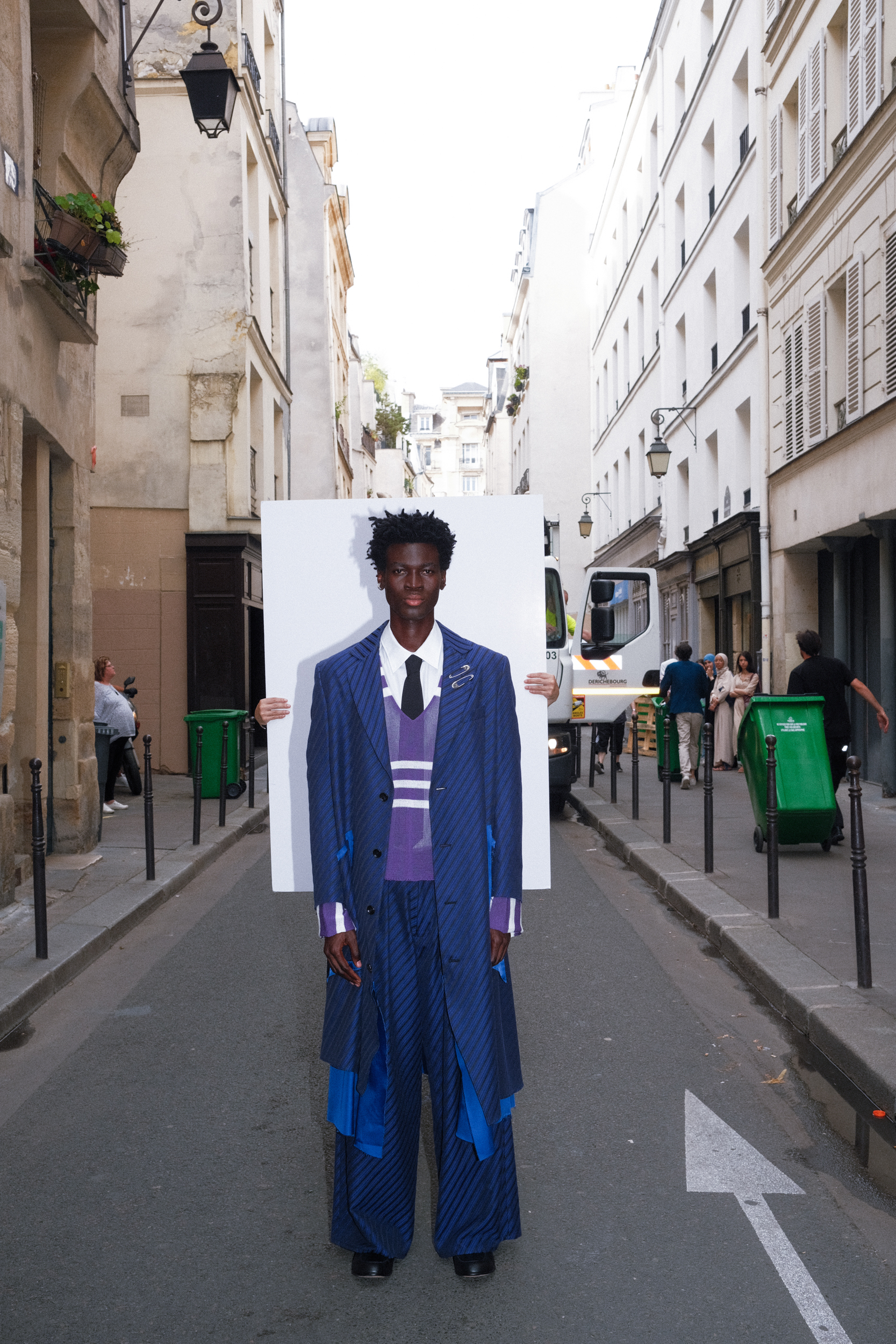 Sulvam Spring 2023 Men's Fashion Show 