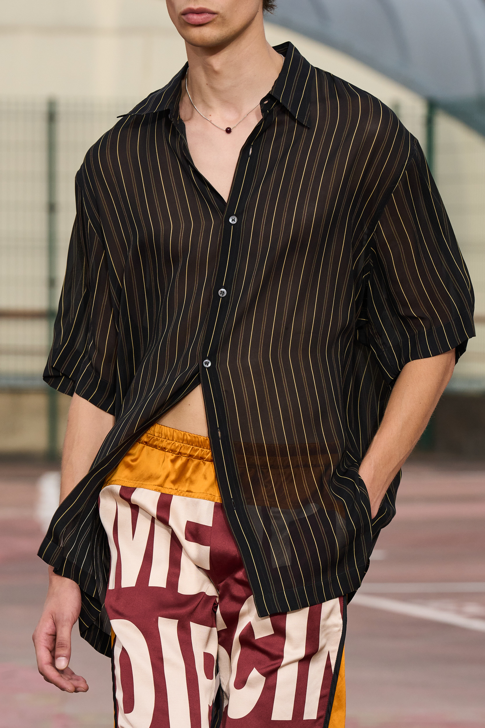 Dries Van Noten Spring 2023 Men's Fashion Show Details Fashion Show ...