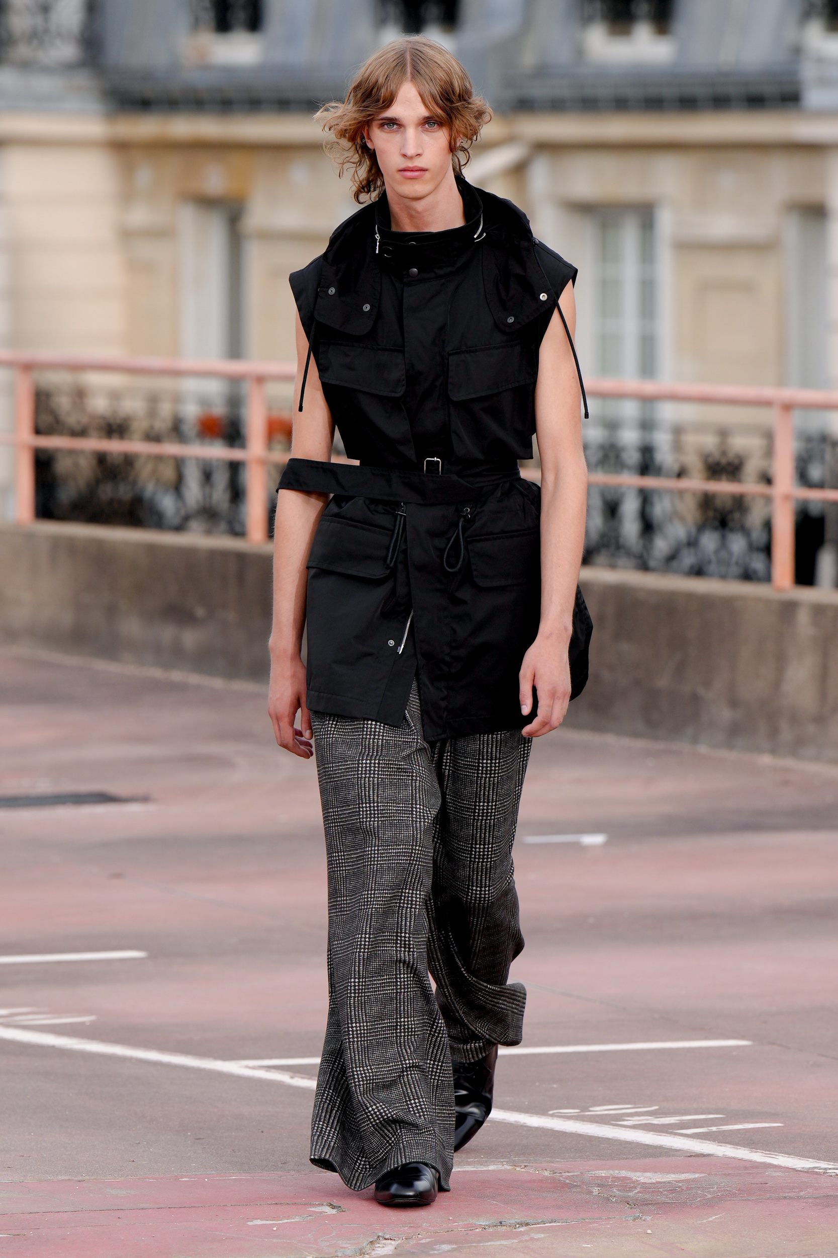 Dries Van Noten Spring 2023 Men's Fashion Show 