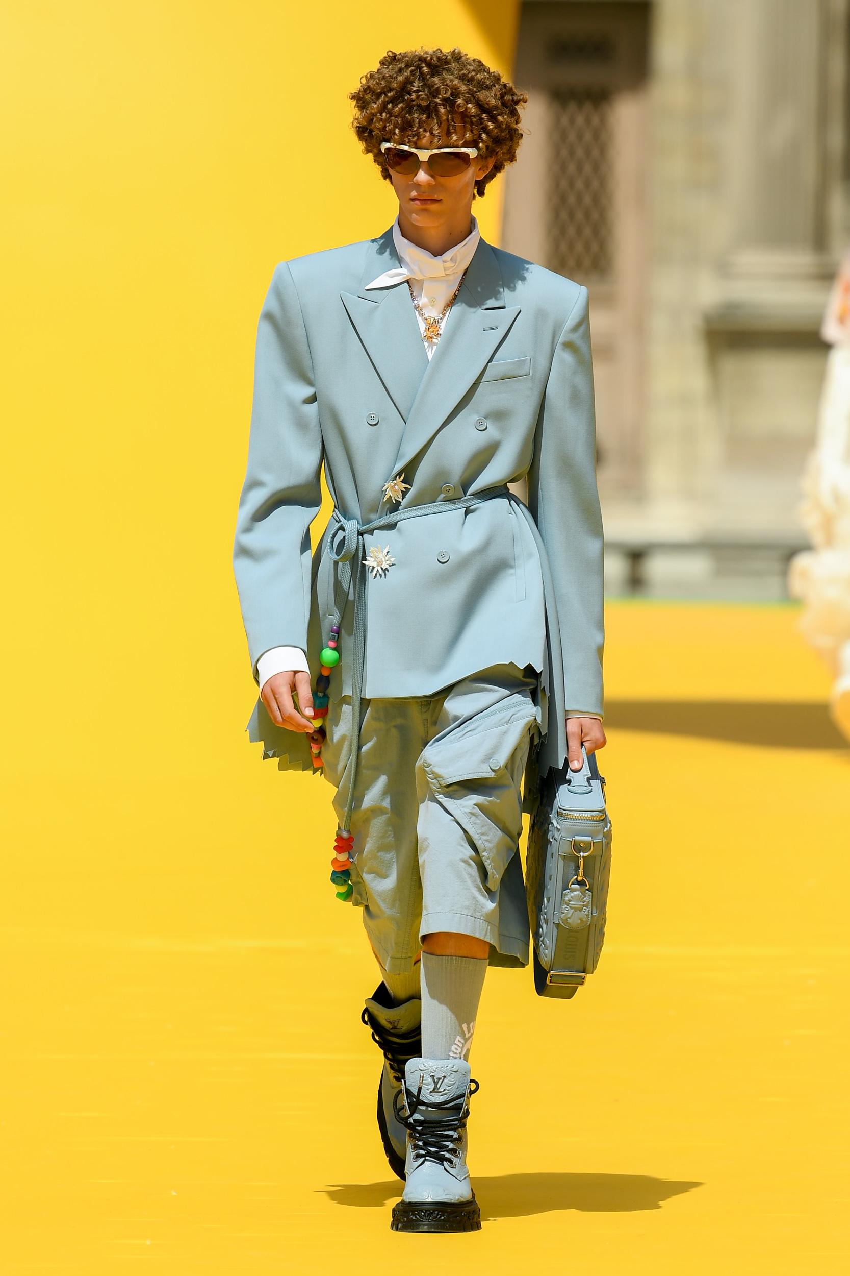Louis Vuitton Spring 2023 Men's Fashion Show 